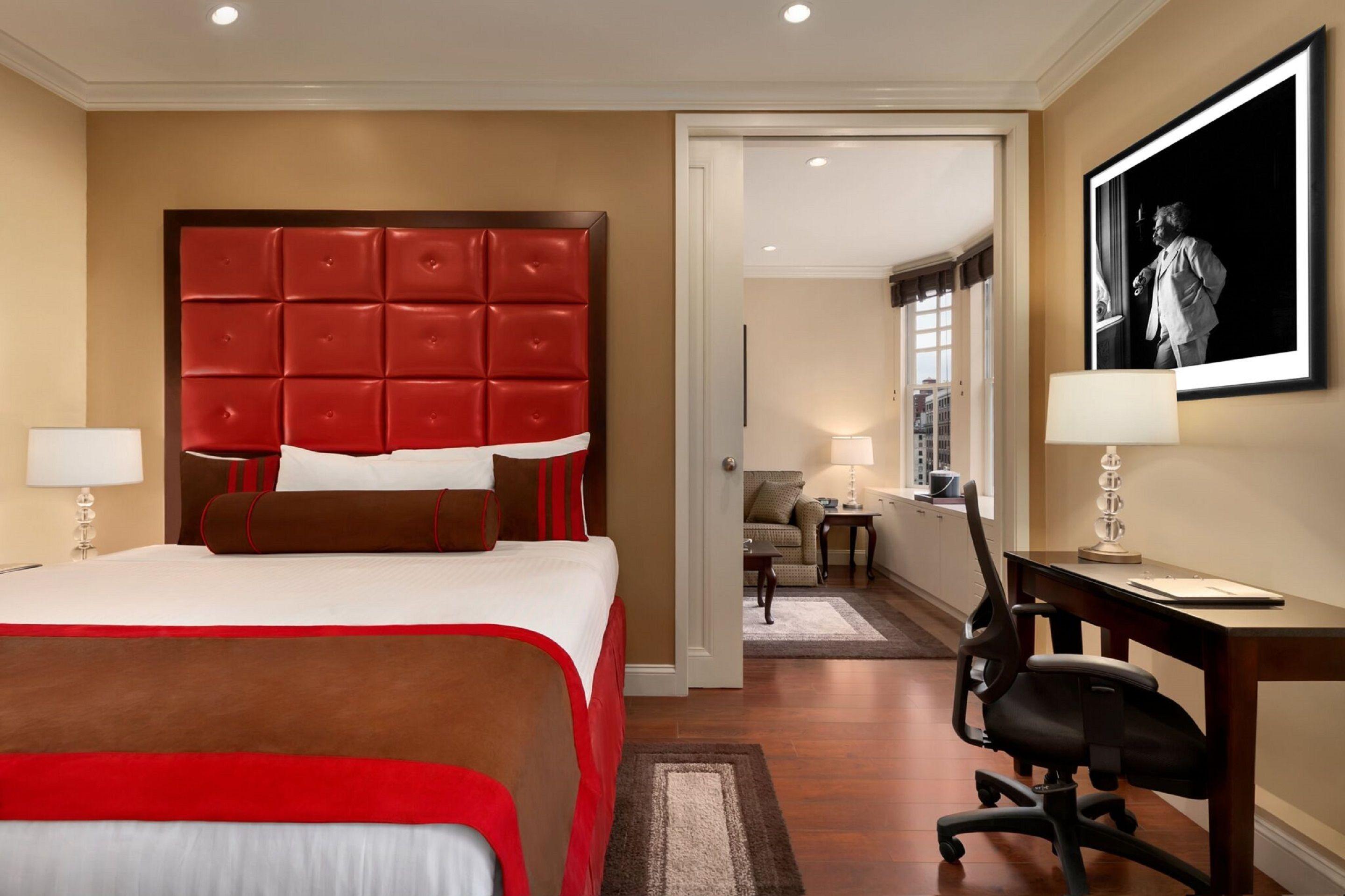 Belleclaire Park Hotel 4*