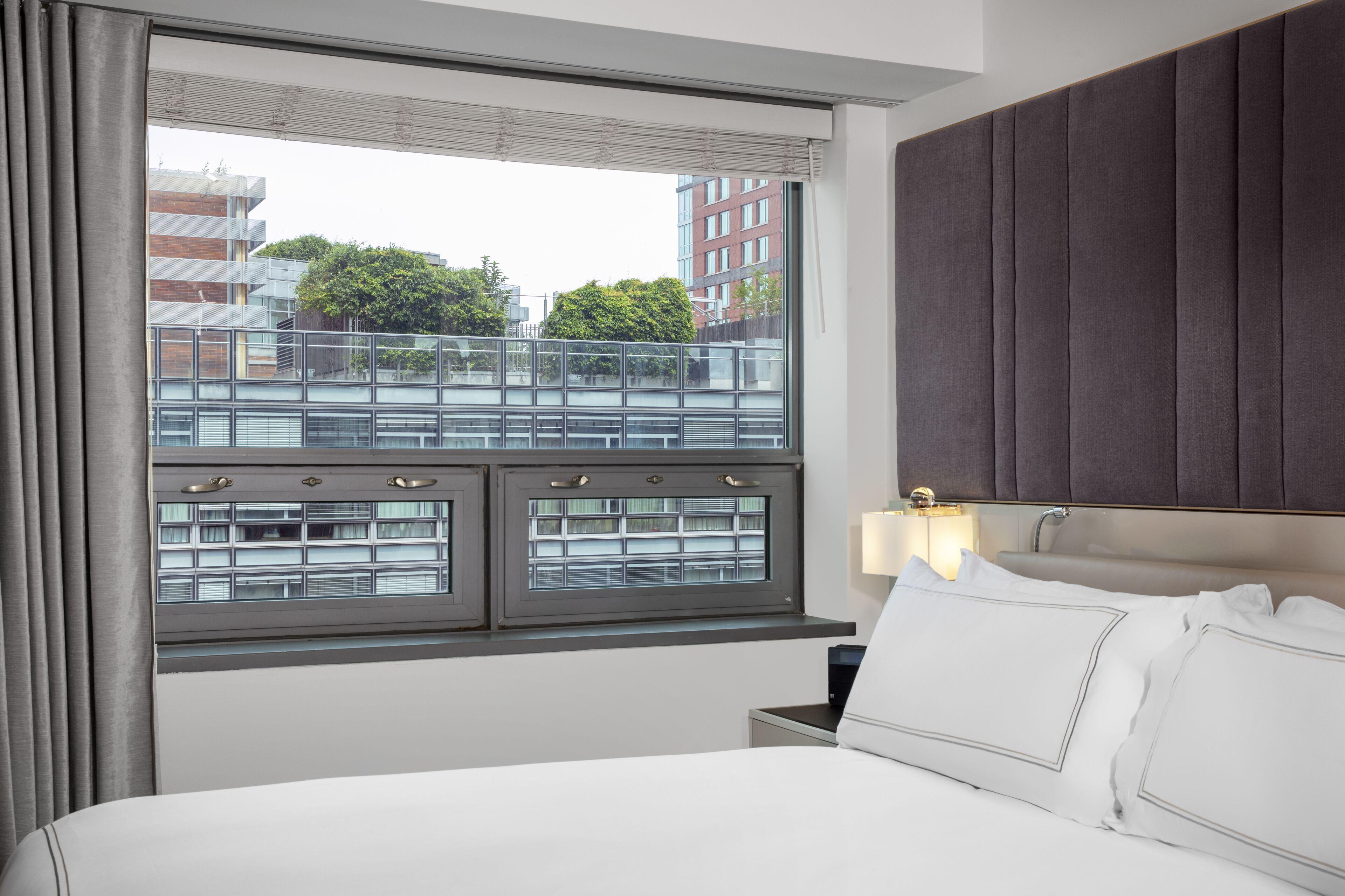 Conrad Downtown Hotel 5*