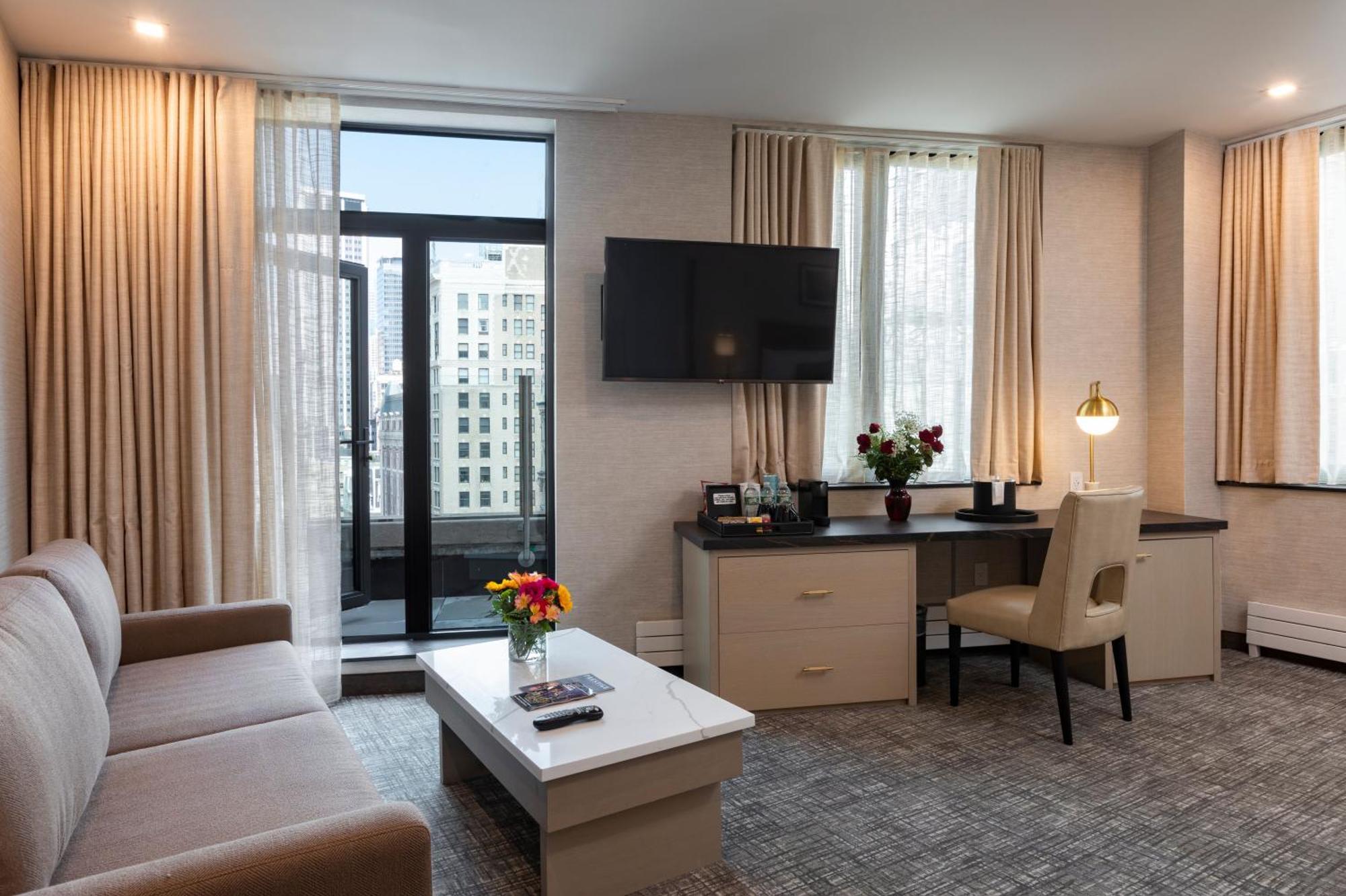 Broadway Plaza Hotel