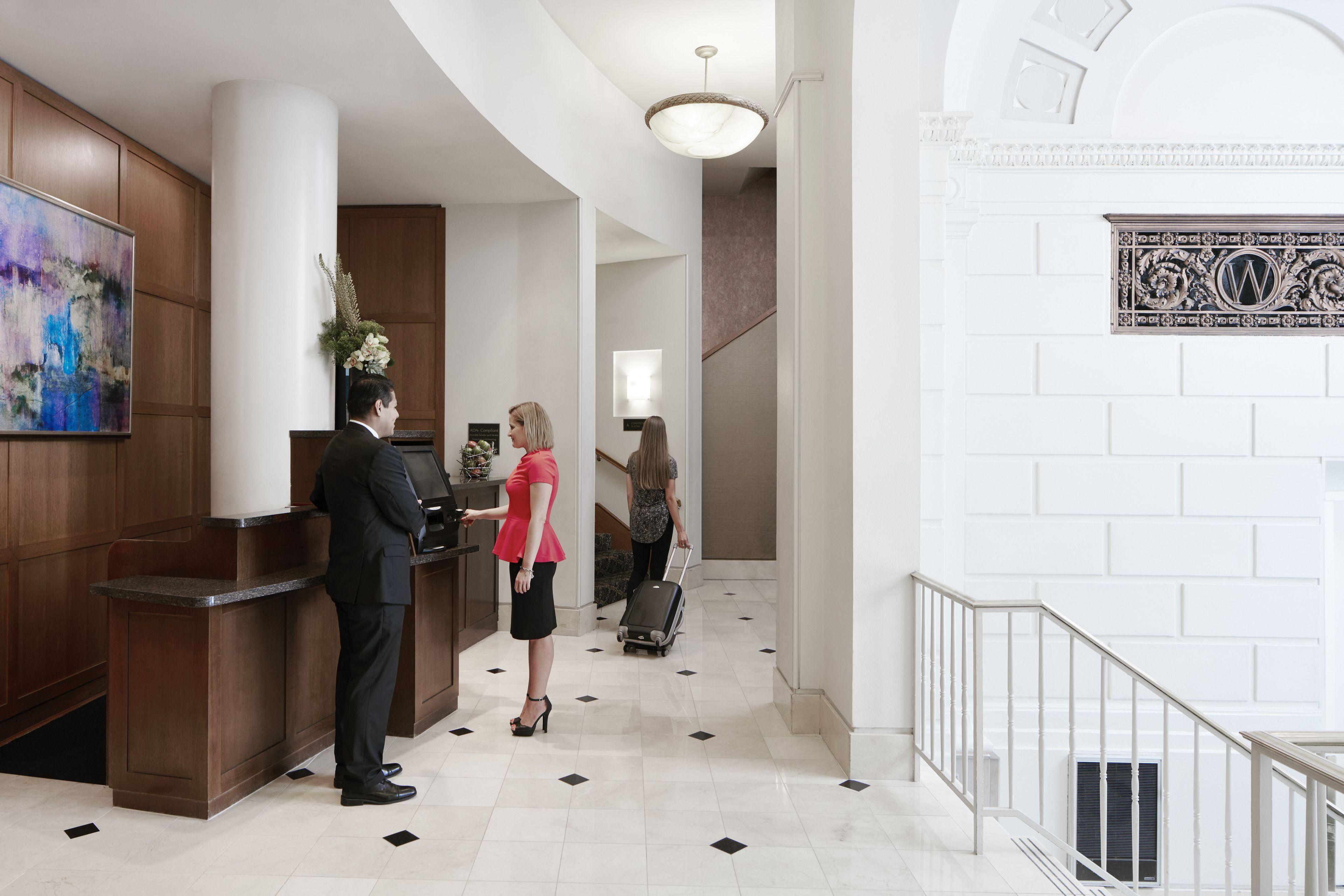 Hotel Newly Renovated At Club Quarters Times Square,