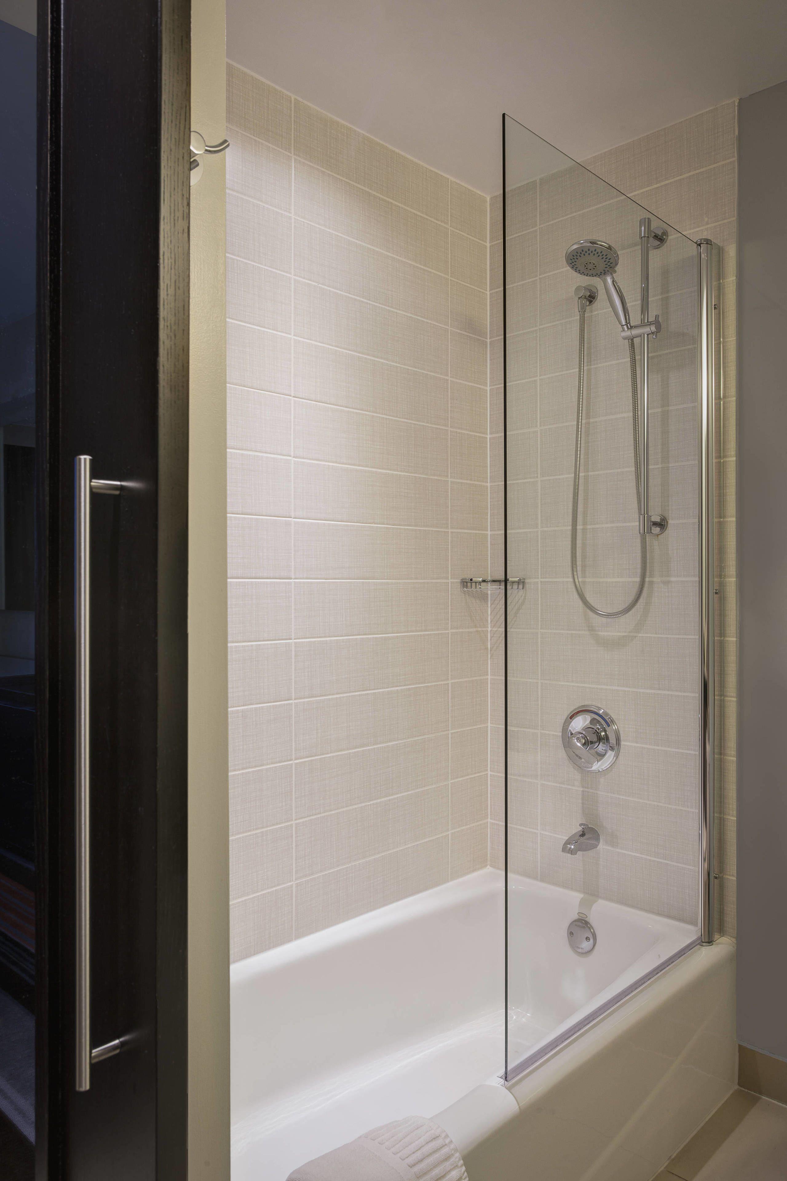 Courtyard By Marriott Jfk Airport New York