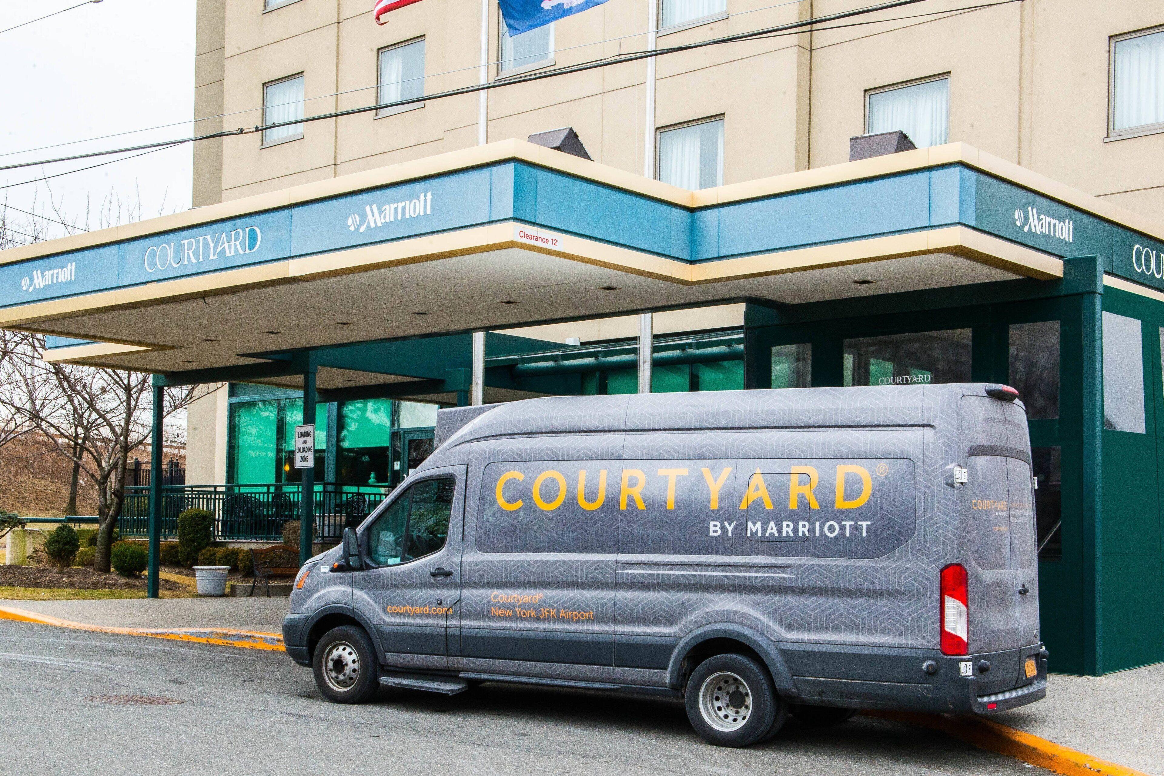 Courtyard By Marriott Jfk Airport 3*