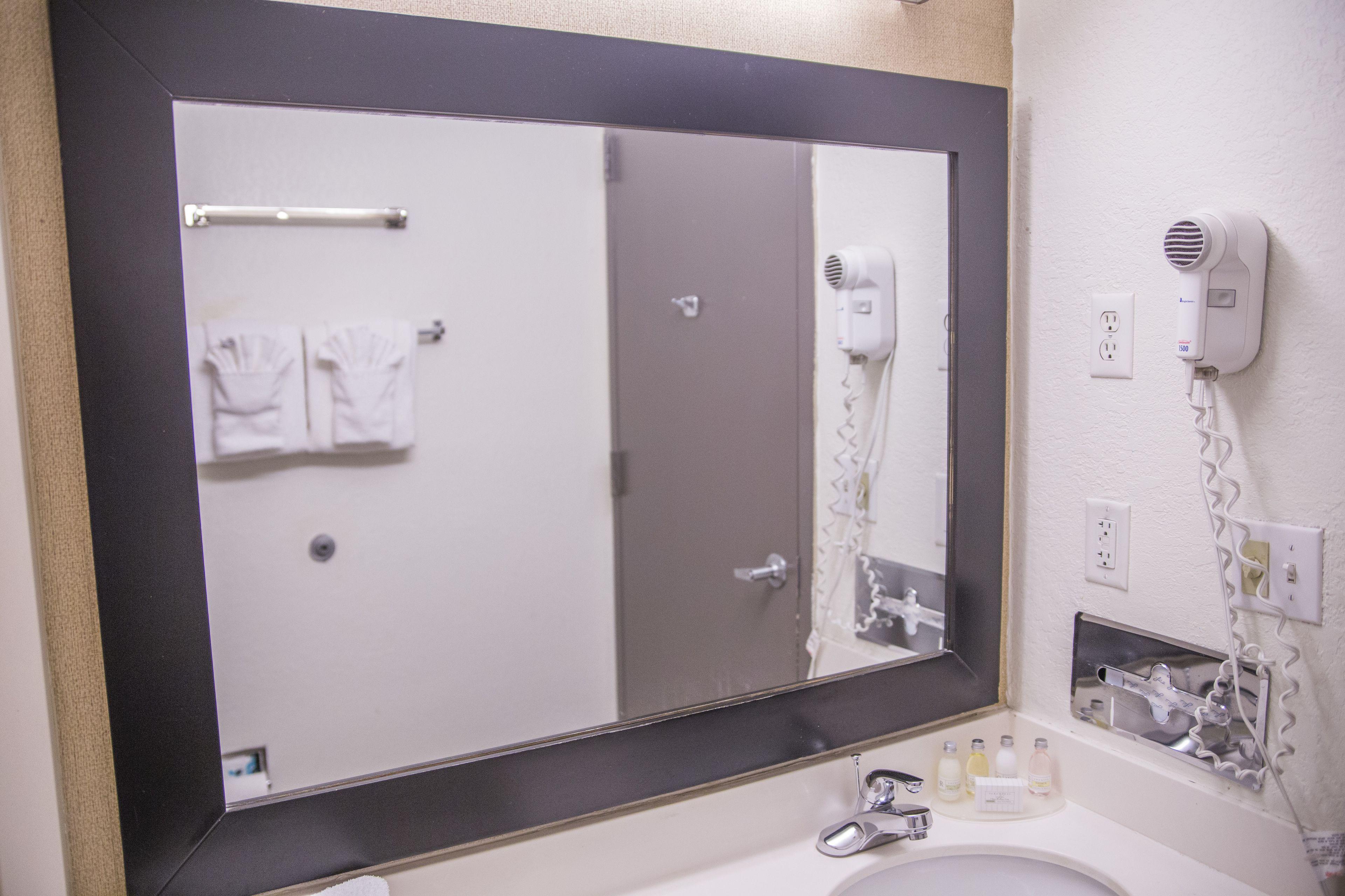 Hotel Hudson River 3*