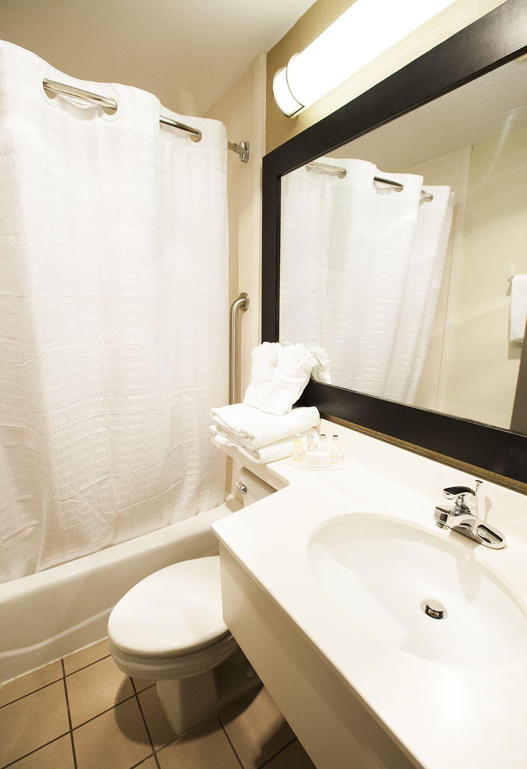 Hudson River Hotel 3*