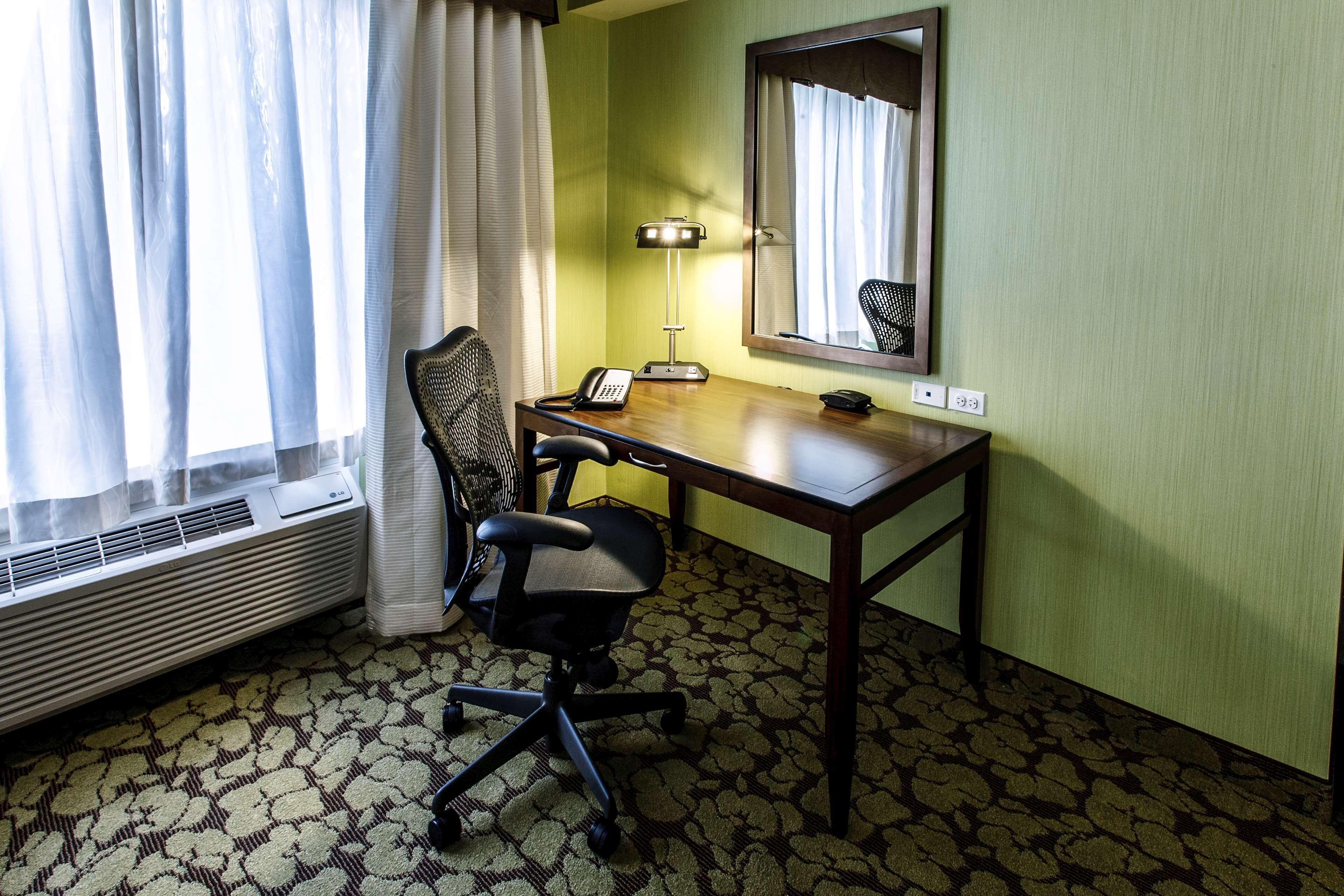 Hilton Garden New York/staten Island Hotel New York