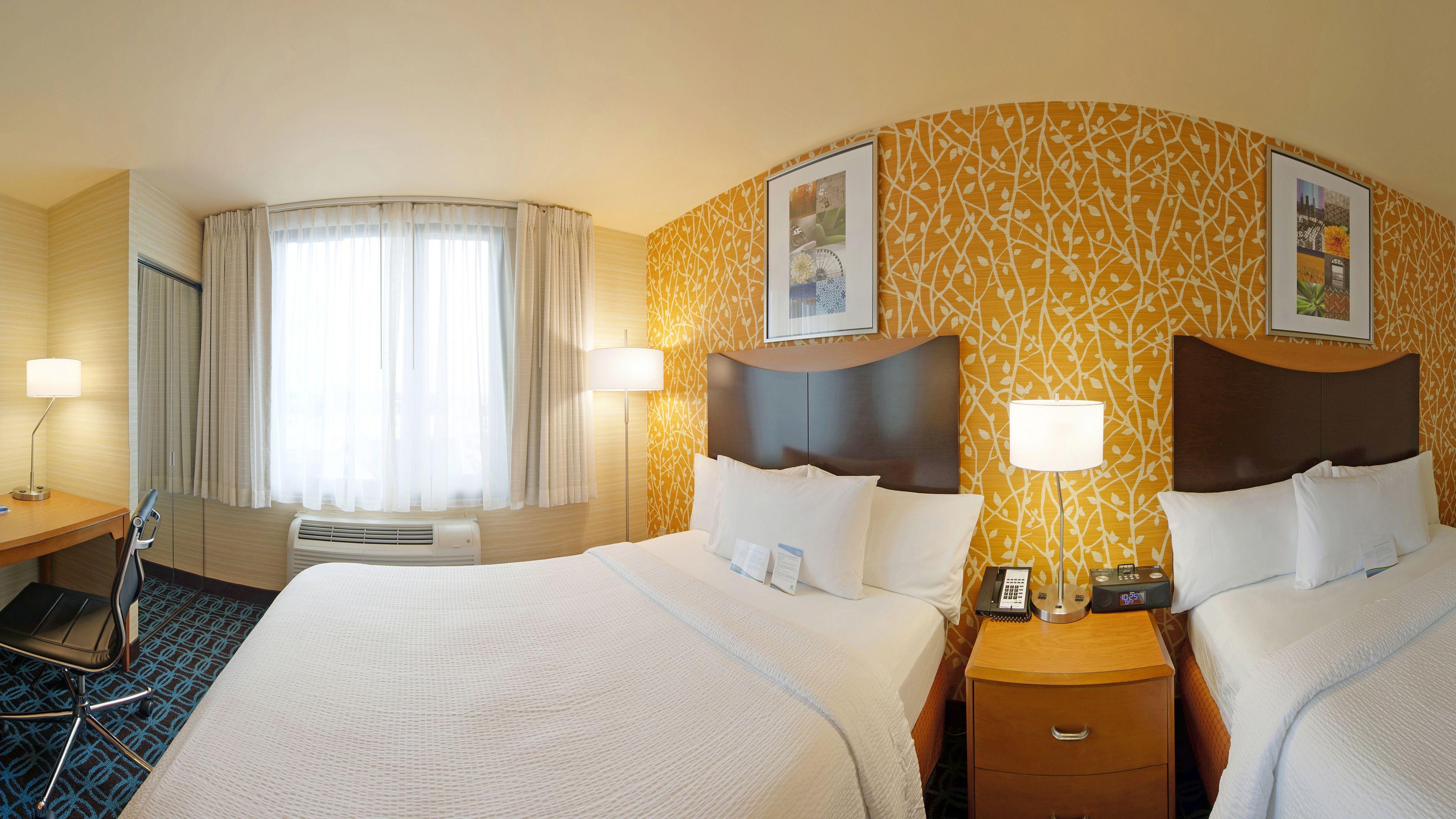 Hotel Fairfield By Marriott Jfk Airport 3*