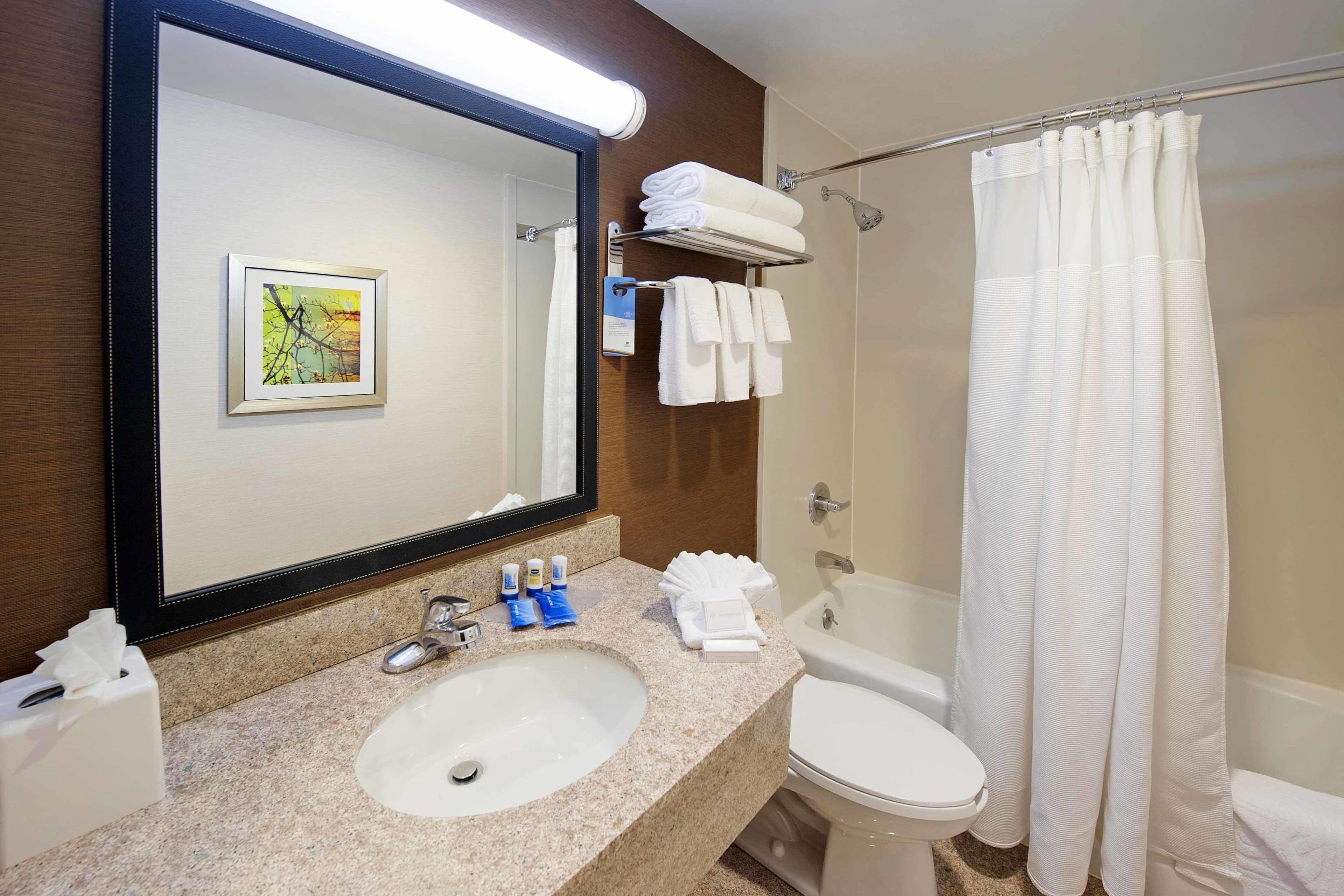 Hotel Fairfield By Marriott Jfk Airport