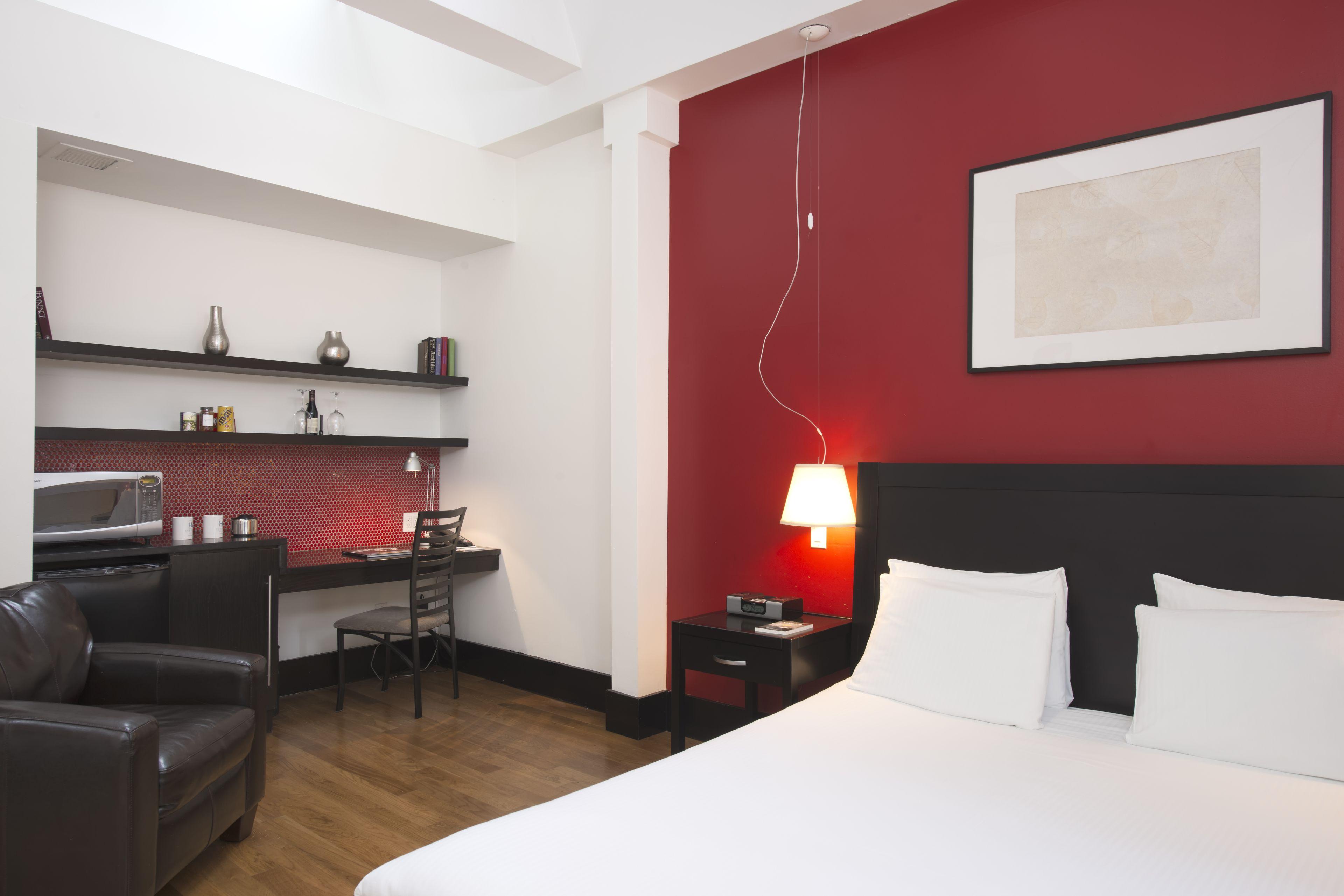 Eurostars Street Hotel