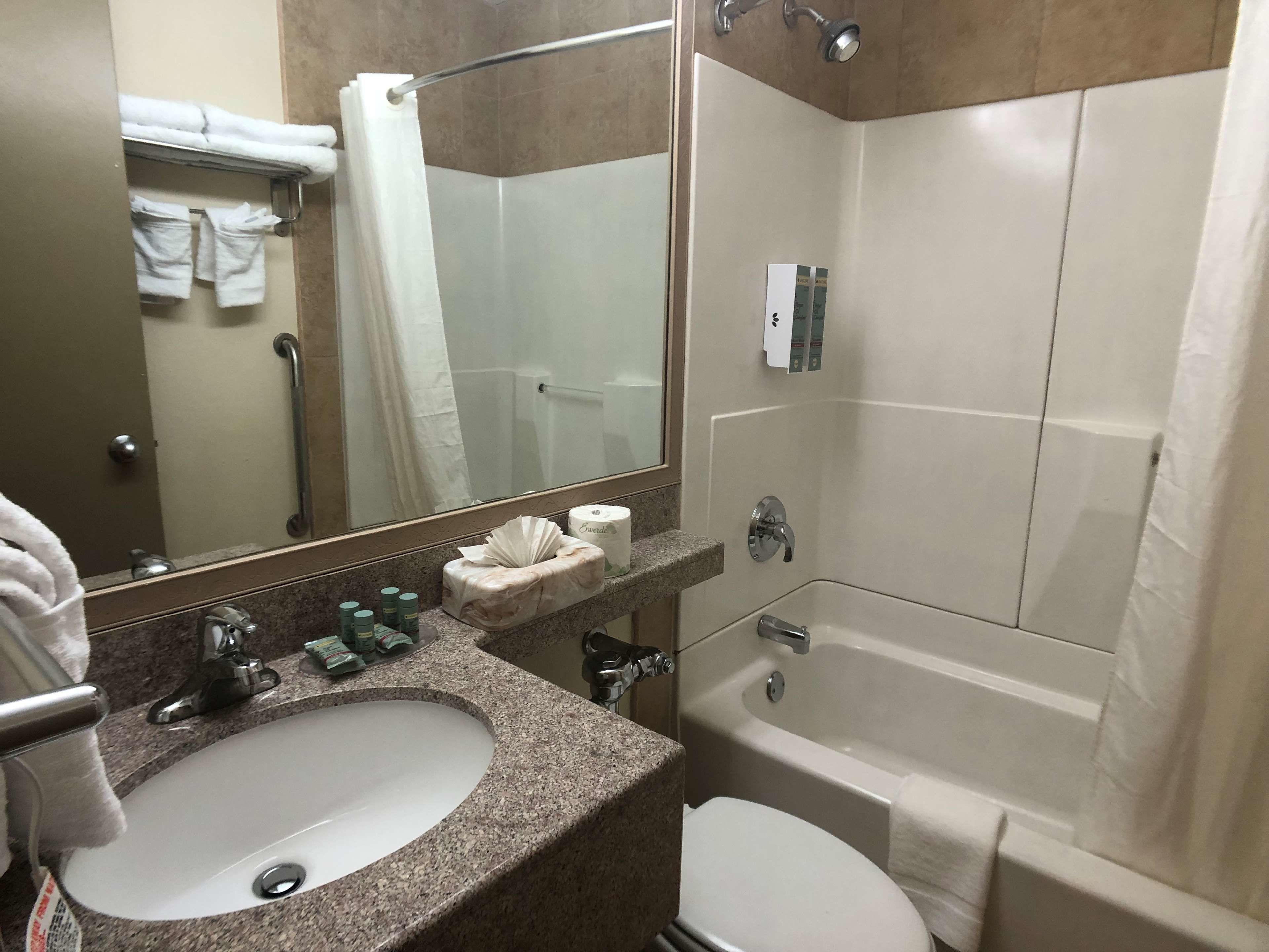 Western Jamaica Hotel New York