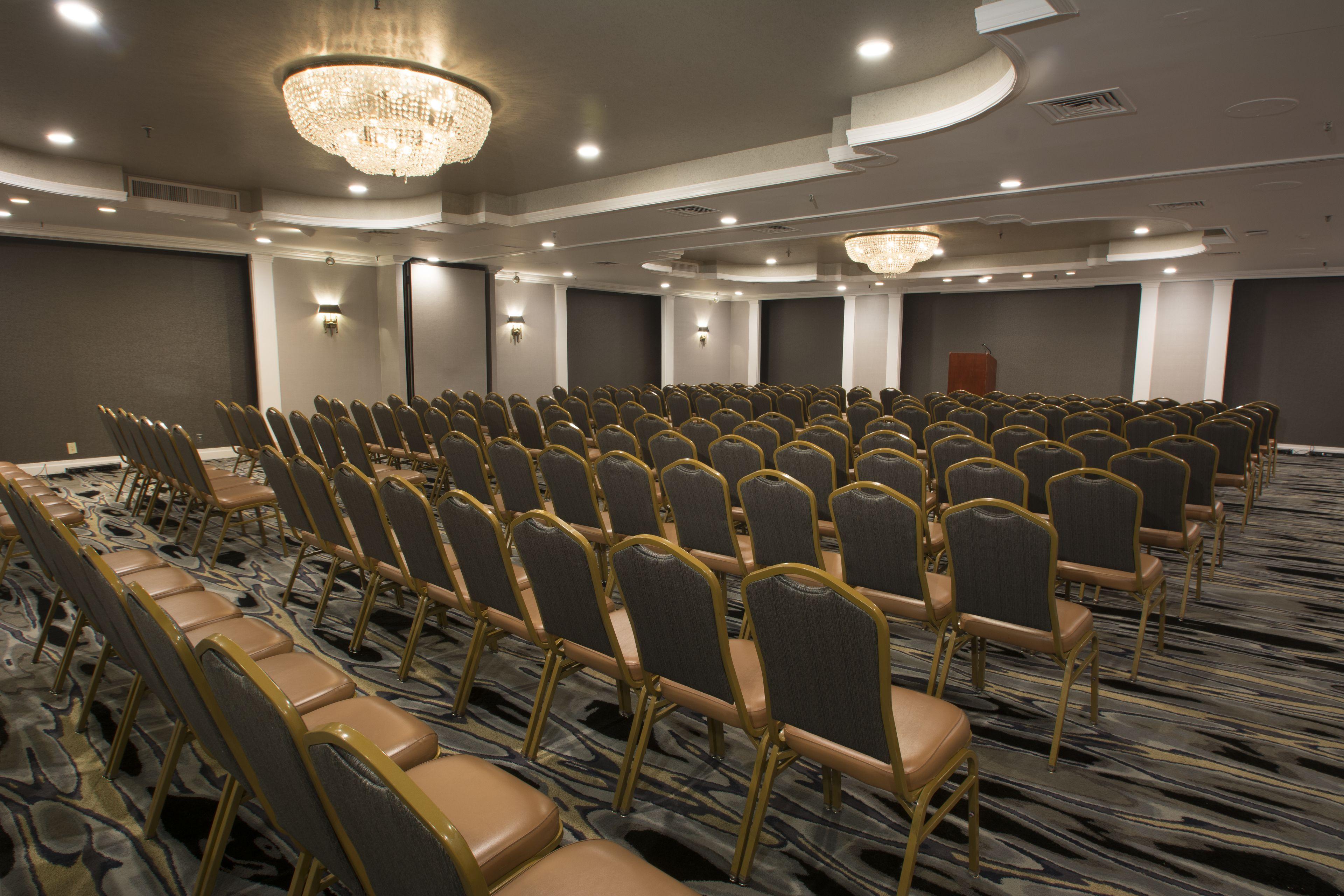 Adria And Conference Center Hotel 3*