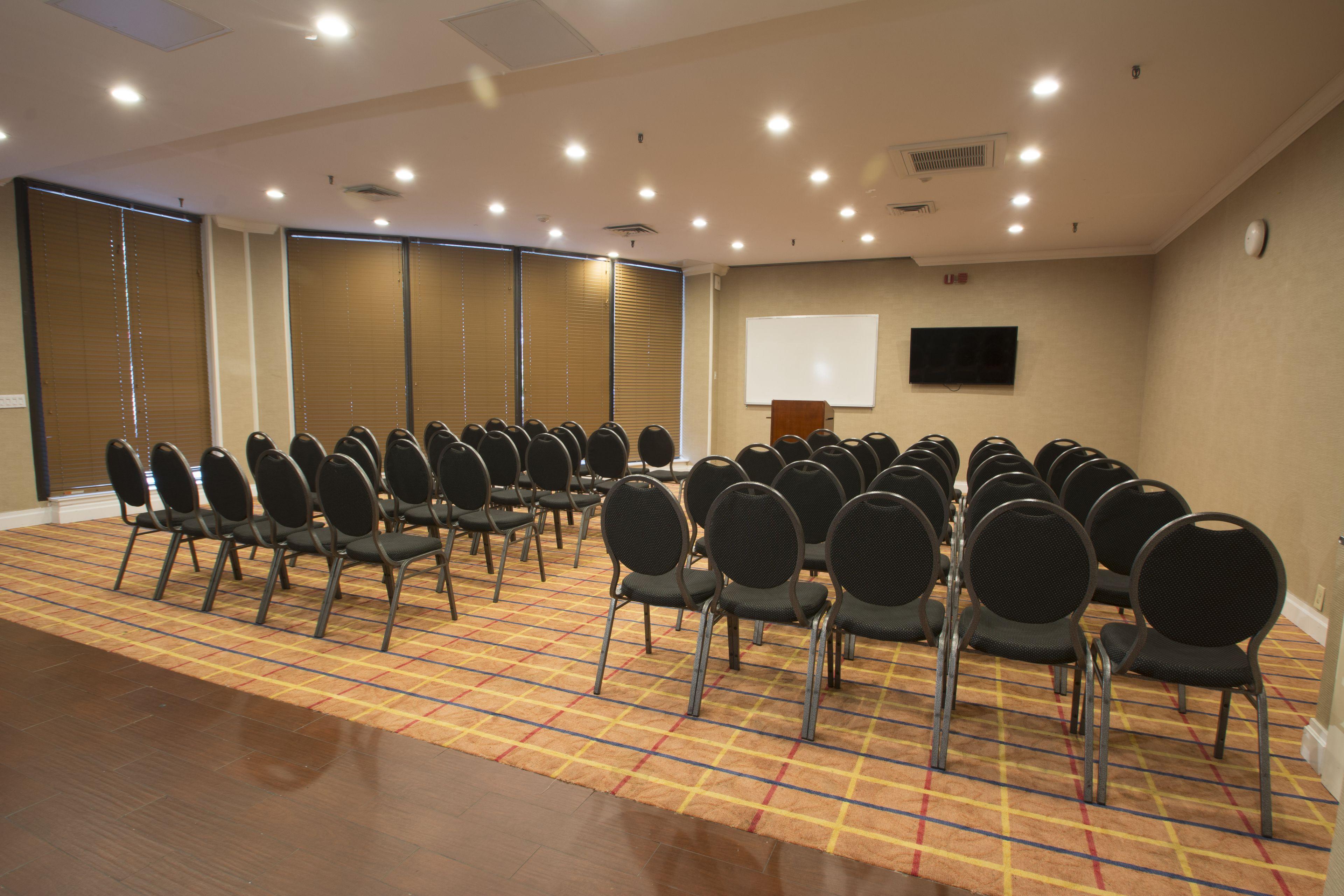 Hotel Adria And Conference Center New York