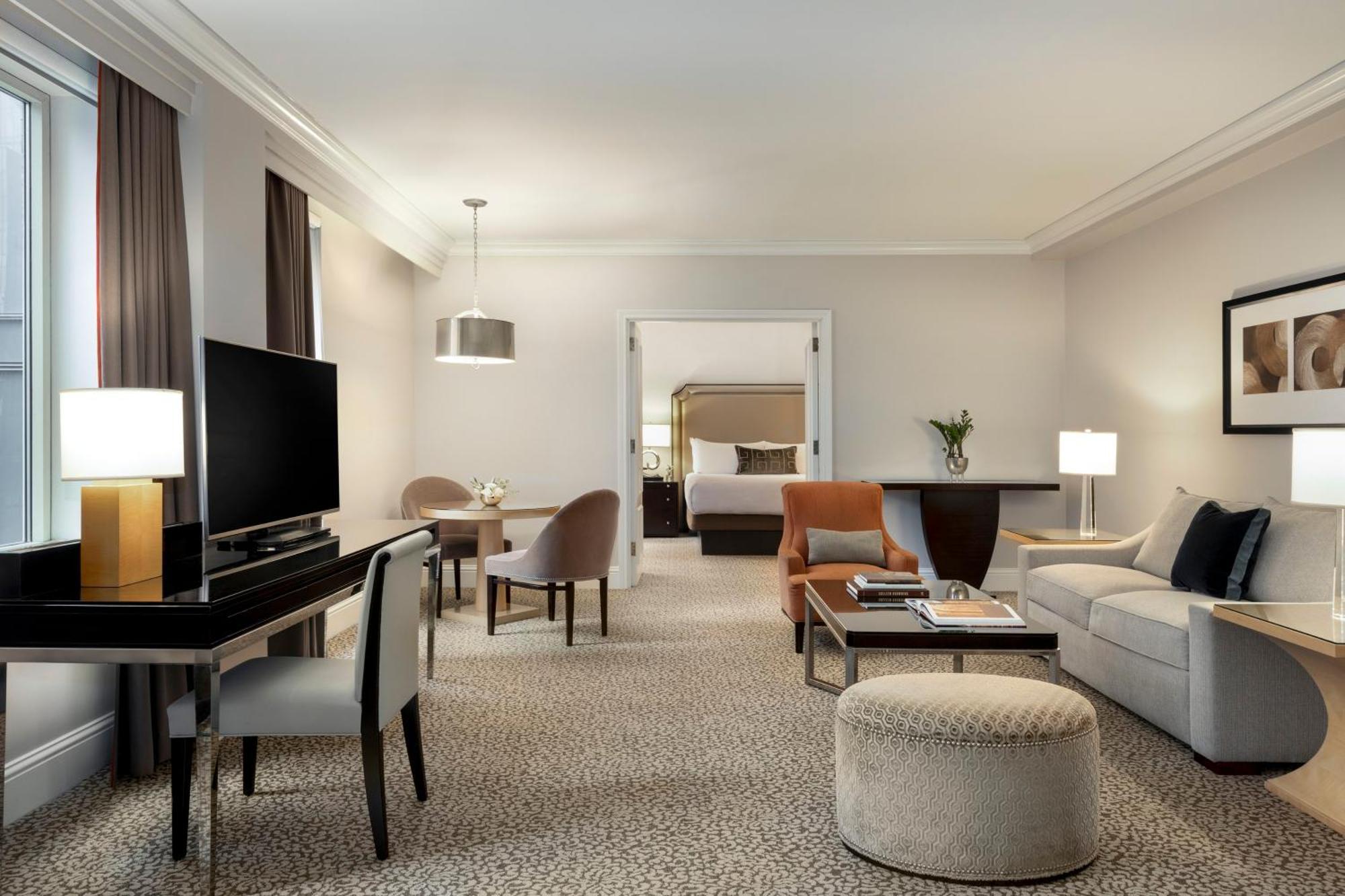 Hotel Omni Berkshire Place New York