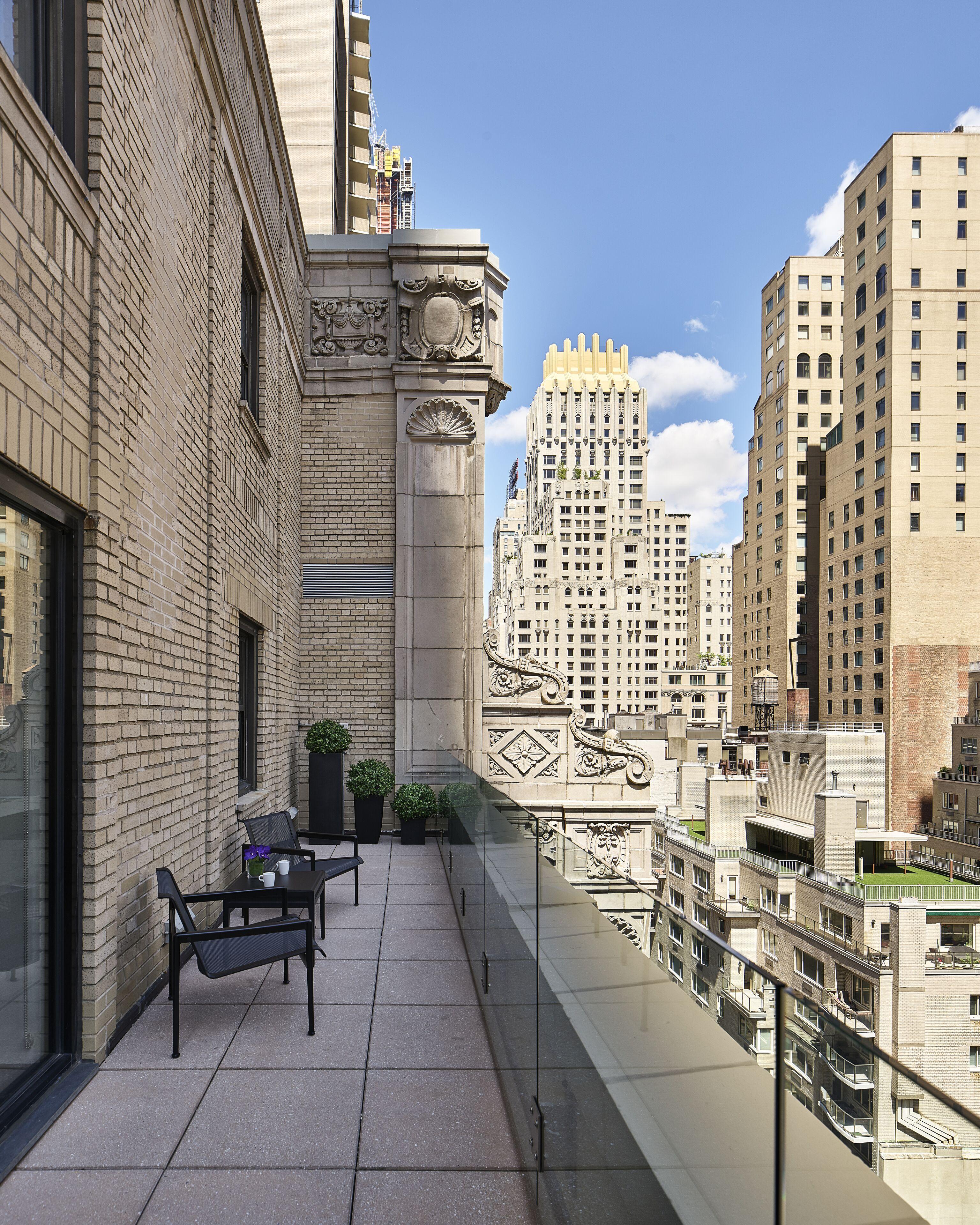 Aka Park Aparthotel 4*