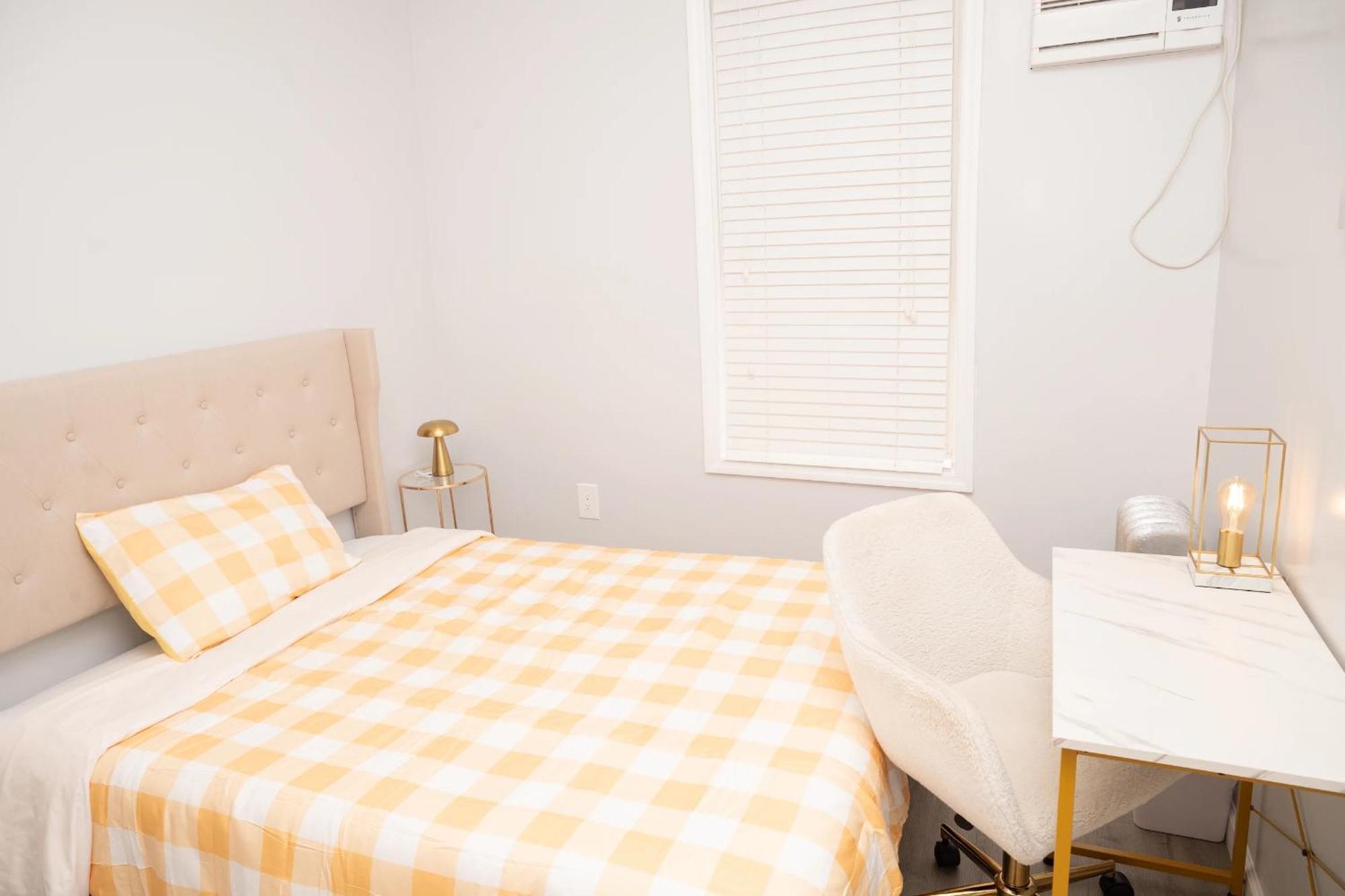 Homestay Brooklyn0 - Seaside Stay - Yellow30 New York