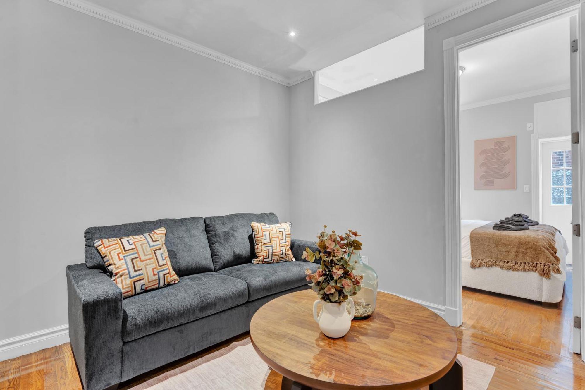 Apartment Modern 2br With Private Garden - In Gramercy Park New York