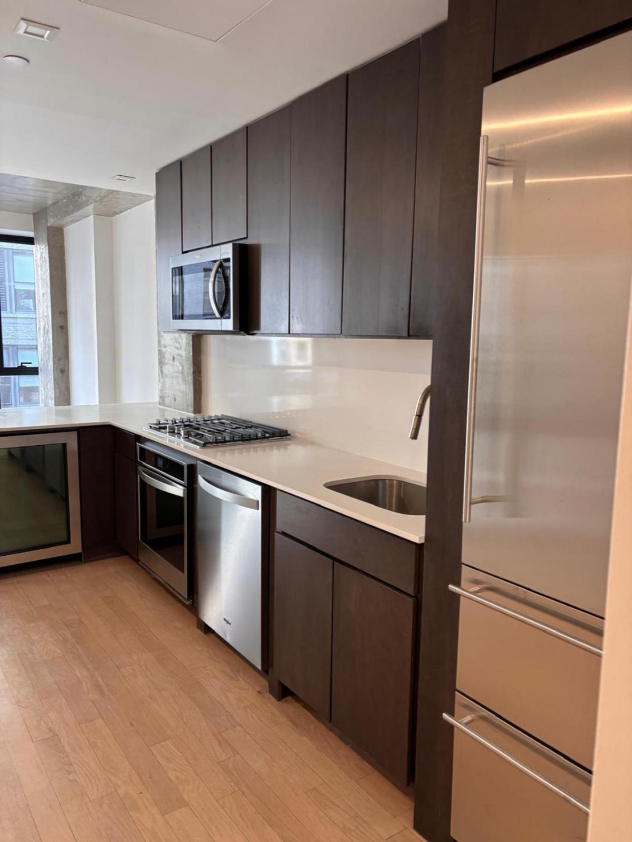 Location In Greenwich Village Apartment *
