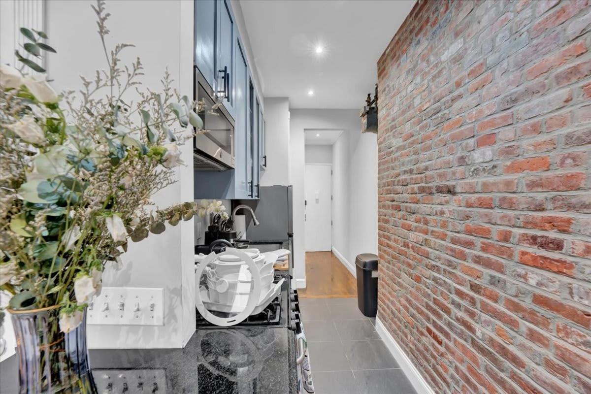 Stylish 3br-2ba In Gramercy -modern & New York