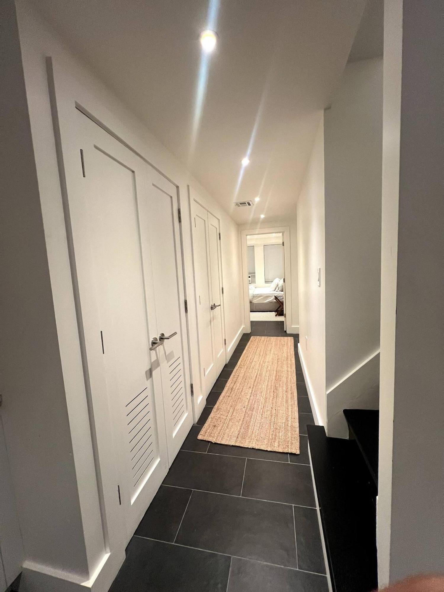 Massive Nyc Brownstone Wpatio Apartment New York