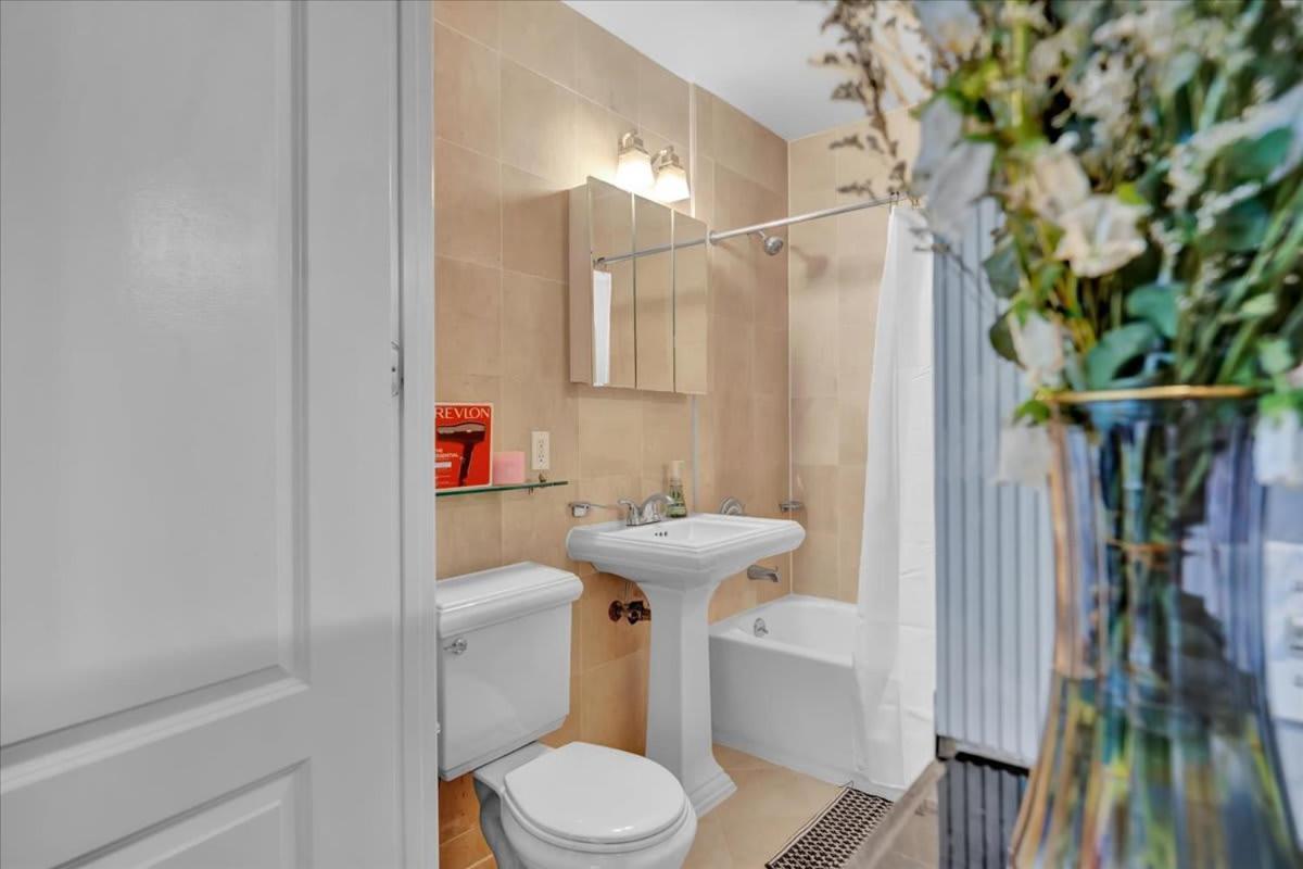 Stylish 3br-2ba In Gramercy -modern &