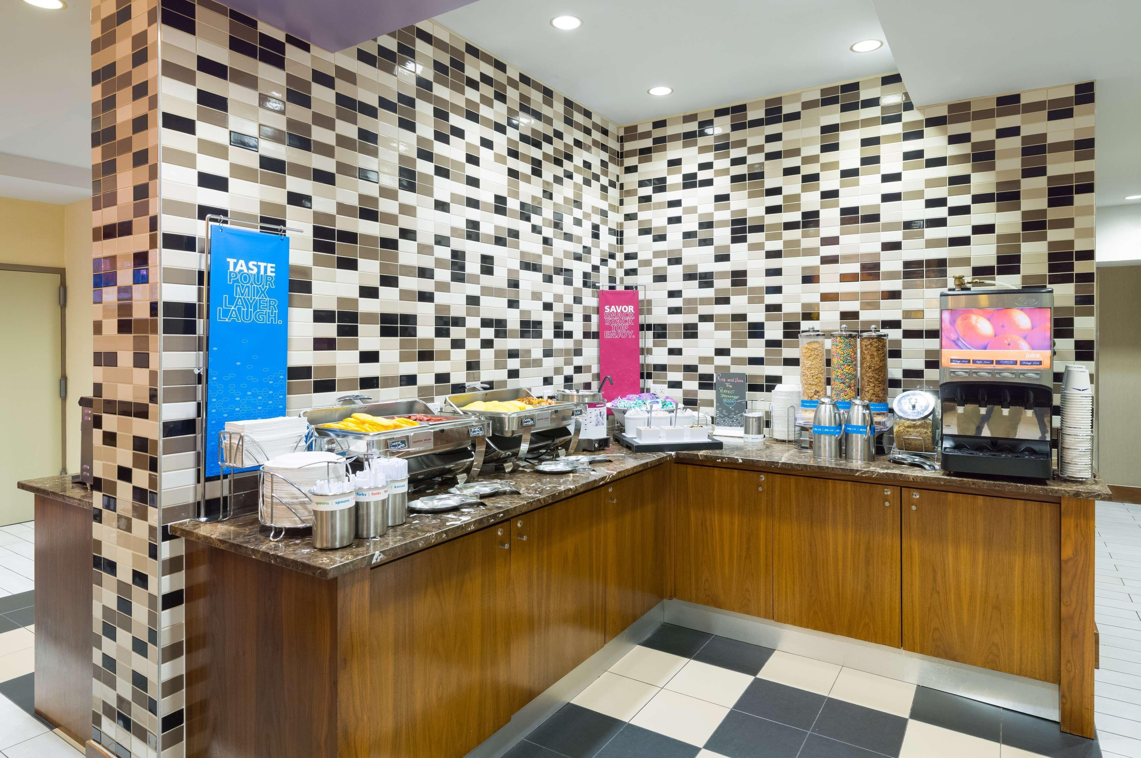 Hampton Madison Square Garden Hotel 3*