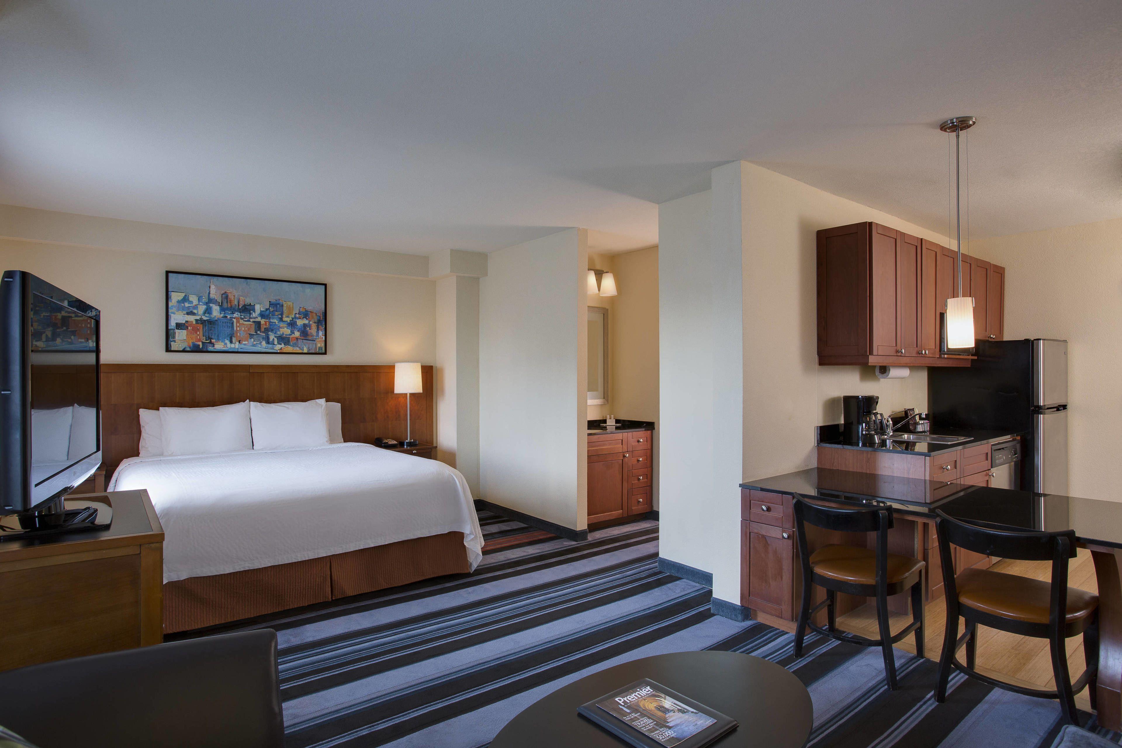 By Marriott Manhattan/times Square New York