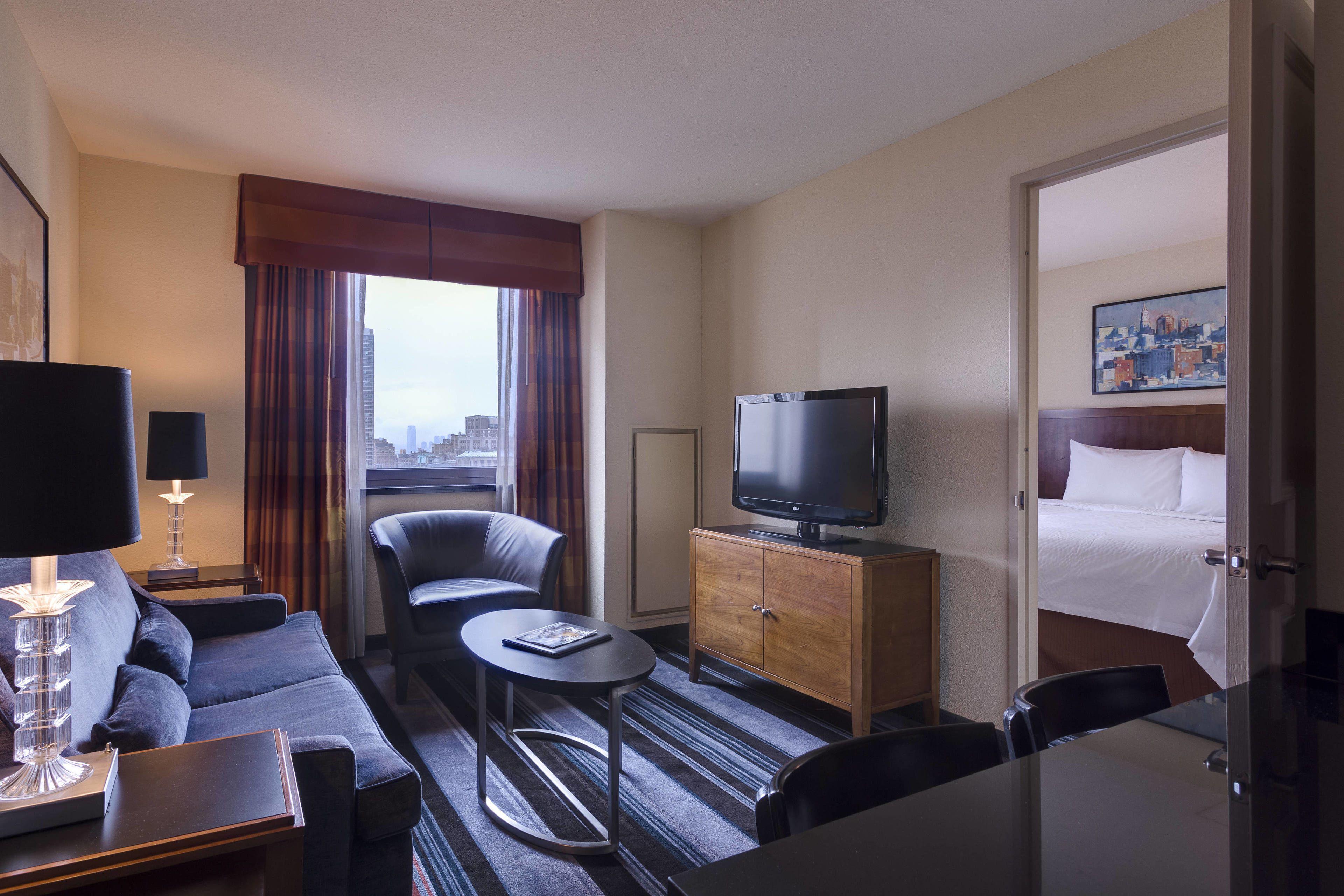 By Marriott Manhattan/times Square Hotel New York
