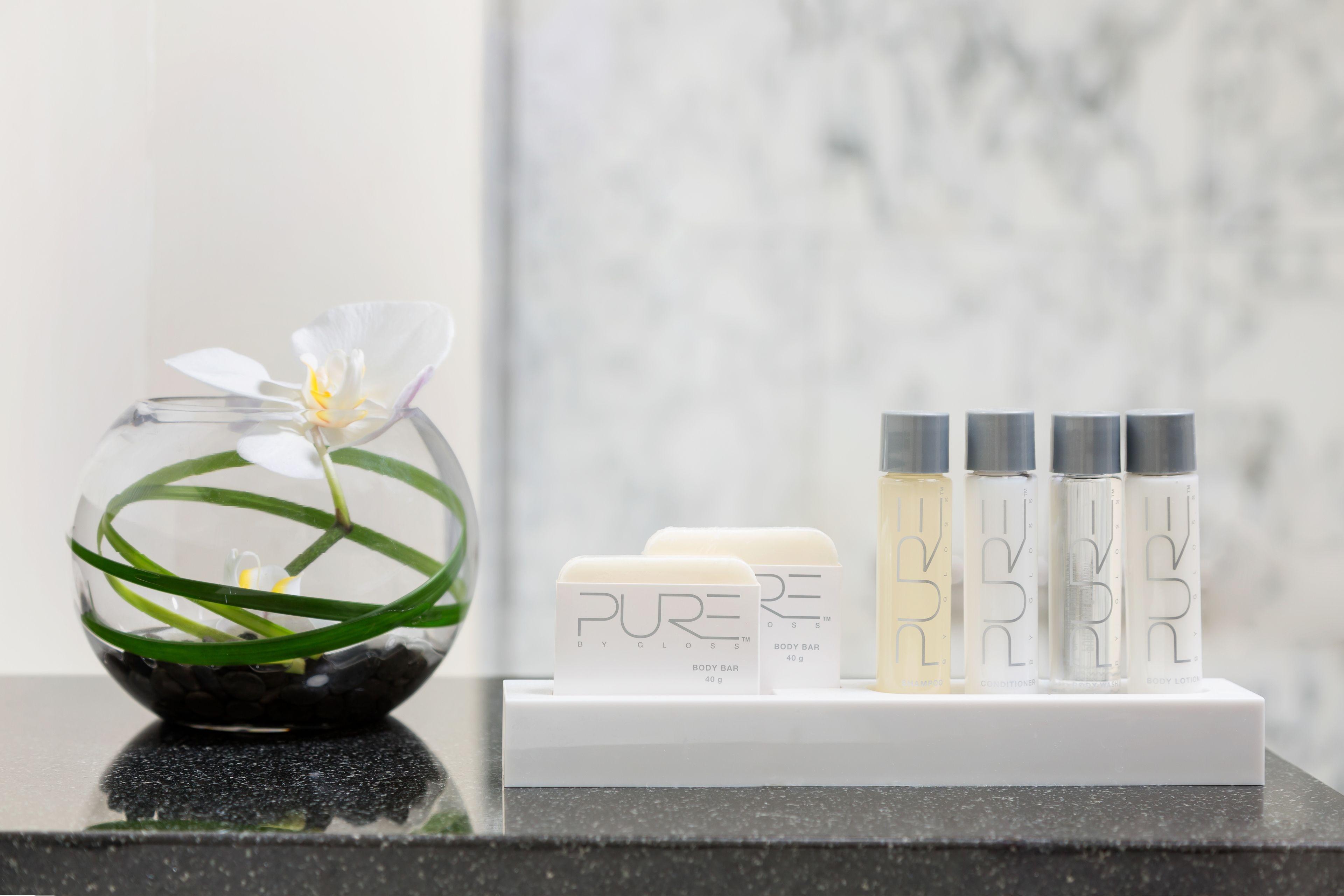 Hotel Aura Times Square 4*