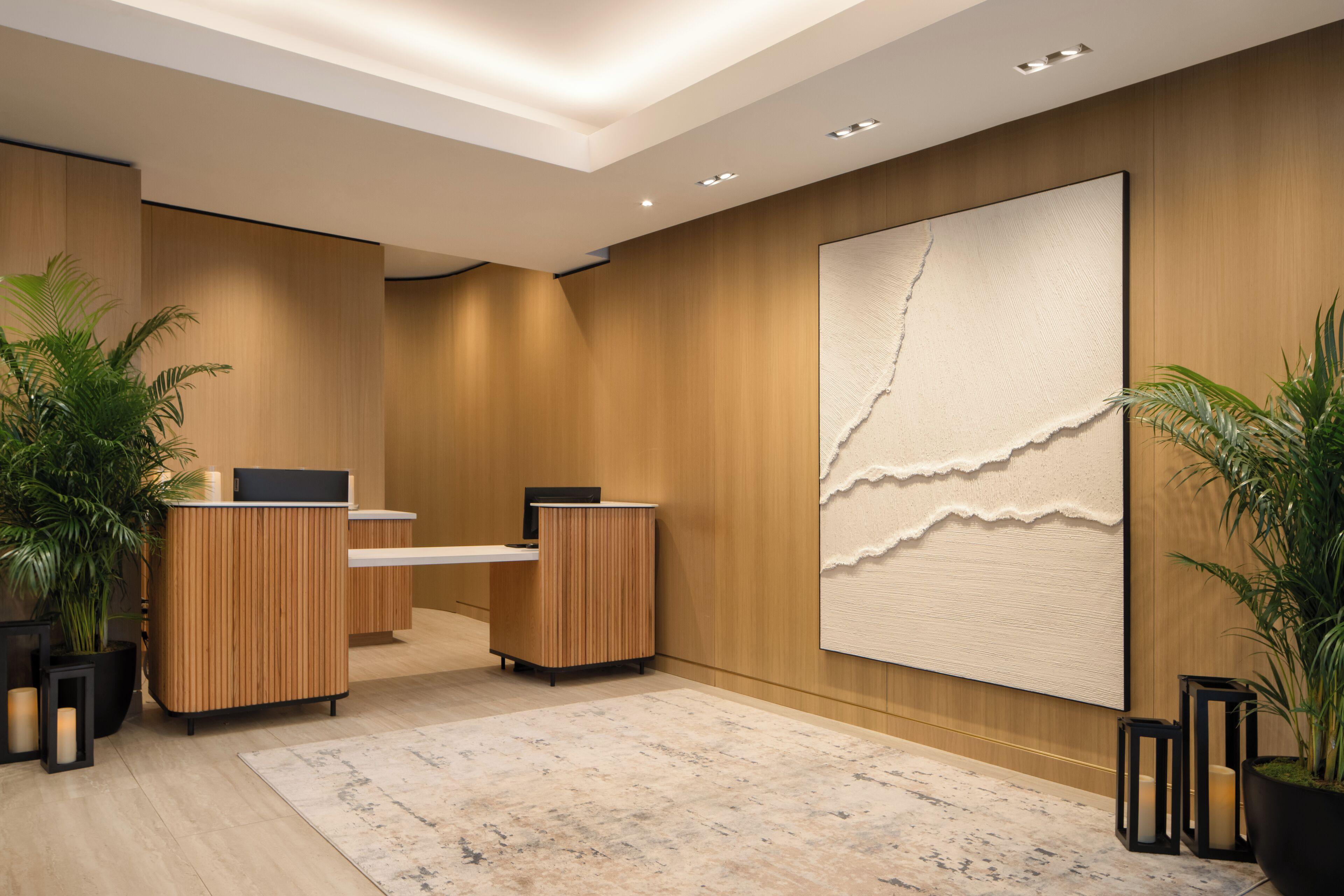 Hotel Aura Times Square