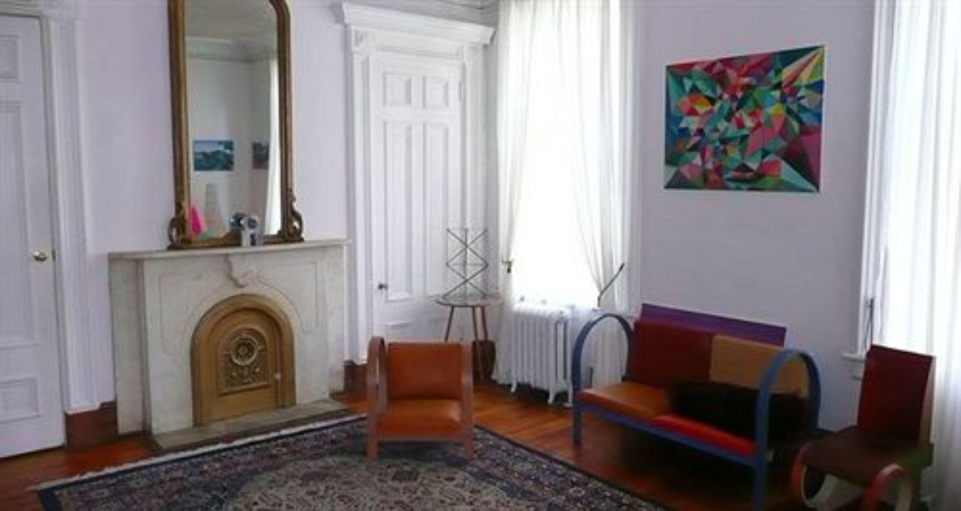 Pl And Gallery Bed & Breakfast