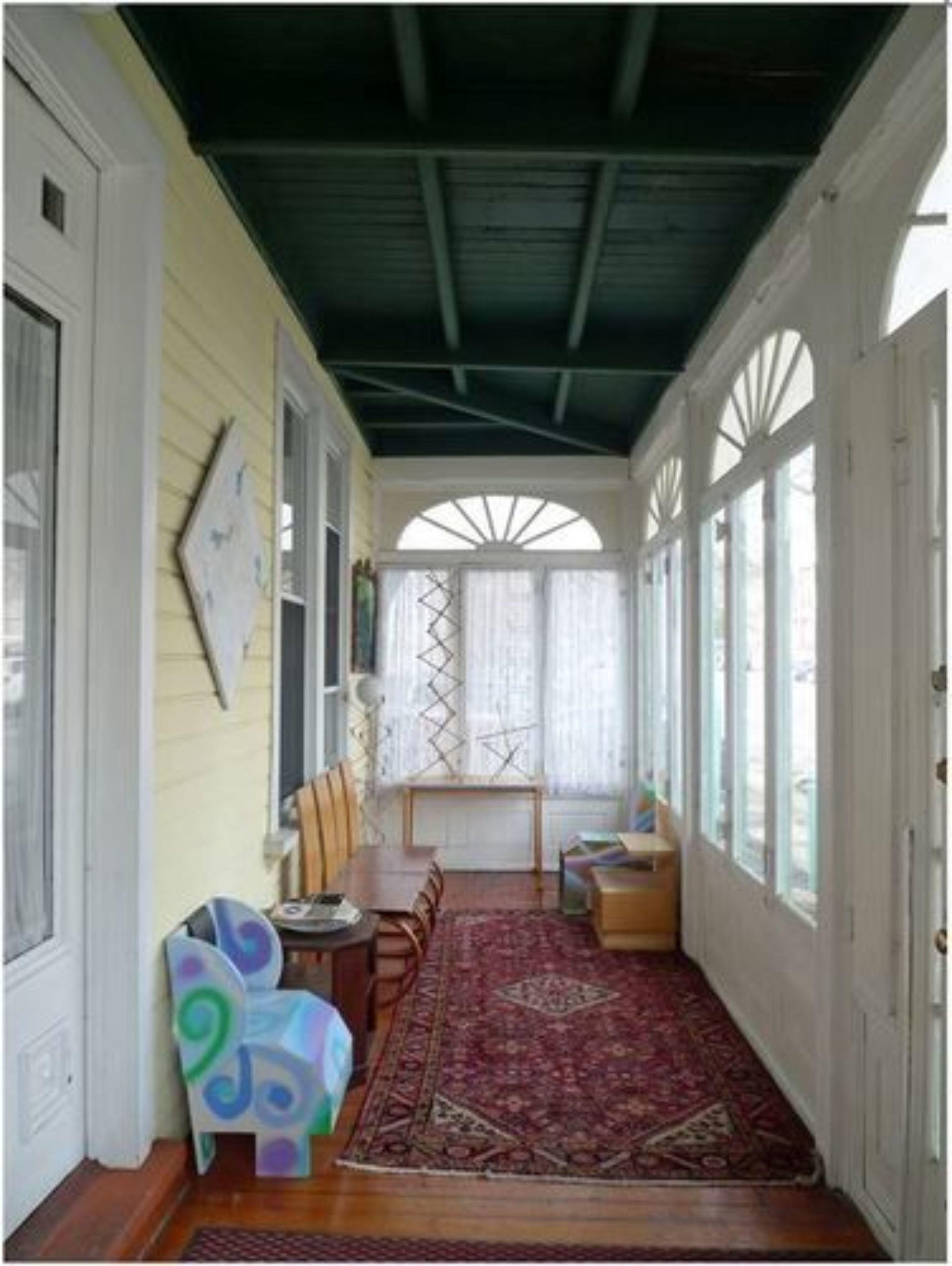 Pl And Gallery Bed & Breakfast 4*