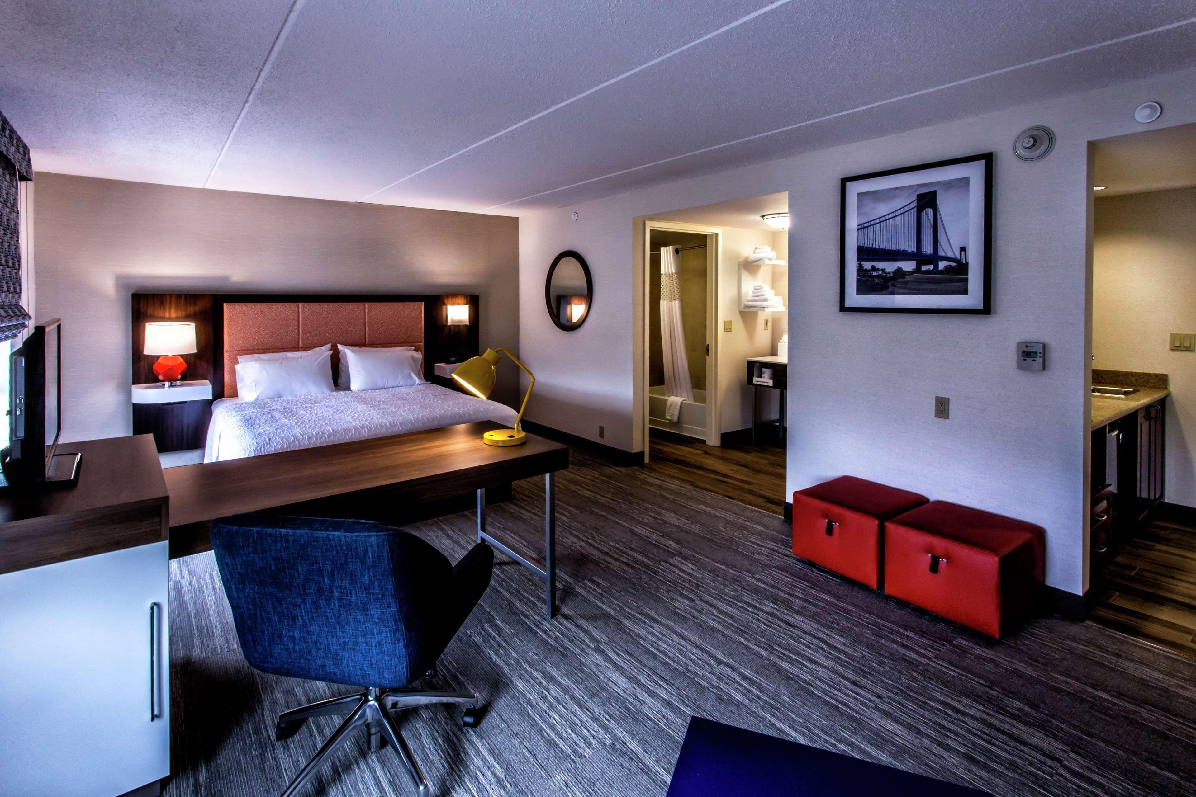 Hotel Hampton & Staten Island