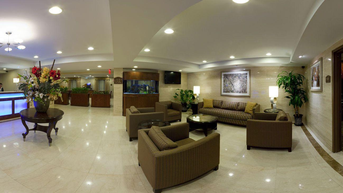Hotel Express Maspeth By Ihg New York