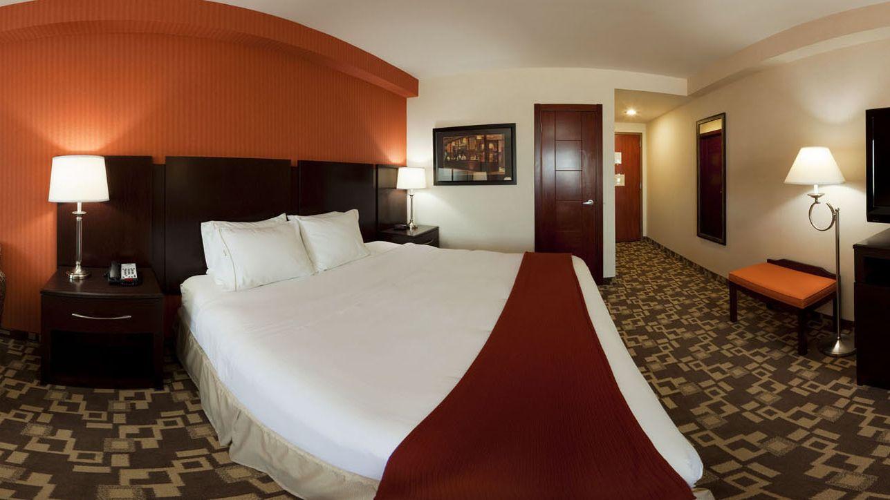Express Maspeth By Ihg 2* New York