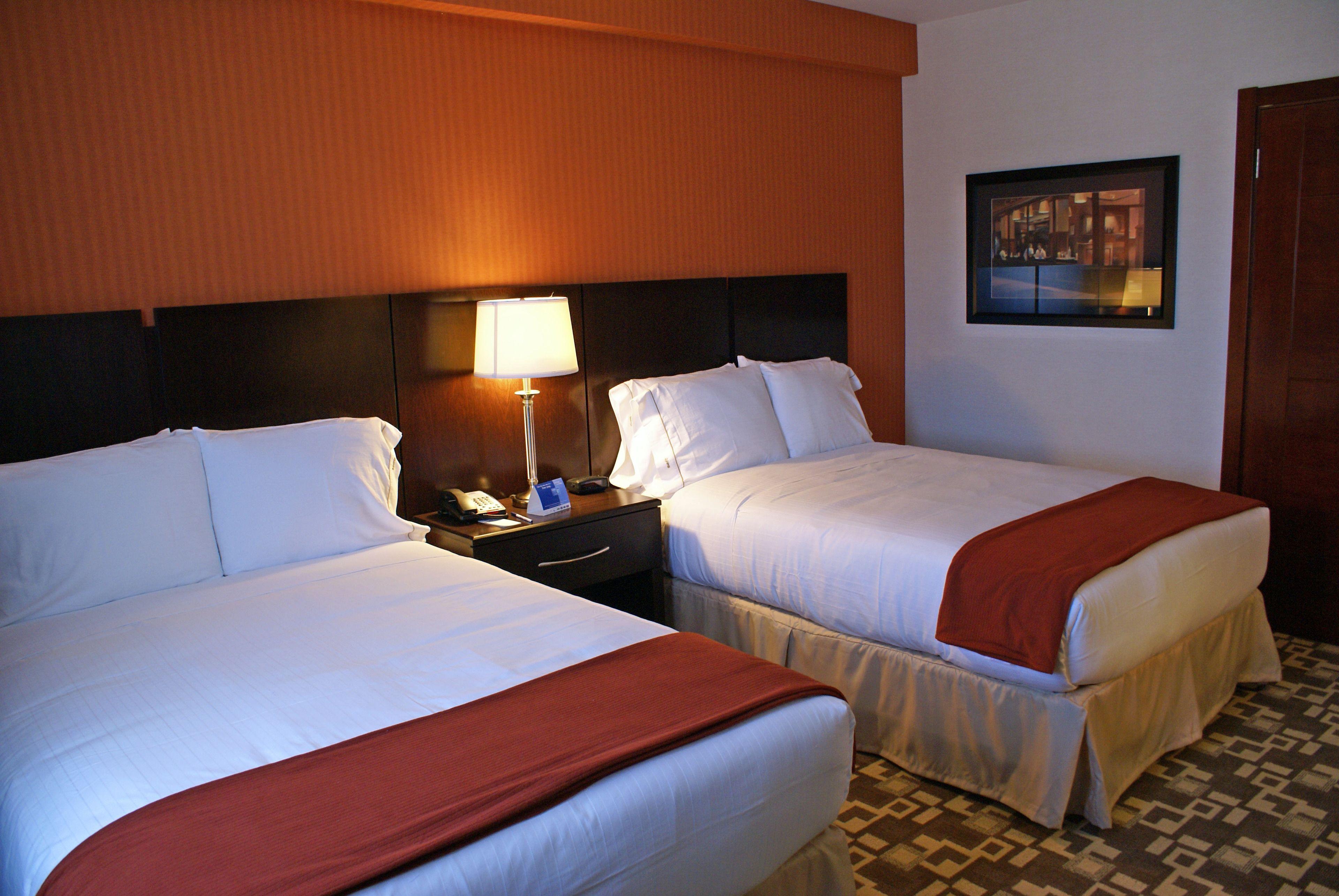 Express Maspeth By Ihg New York