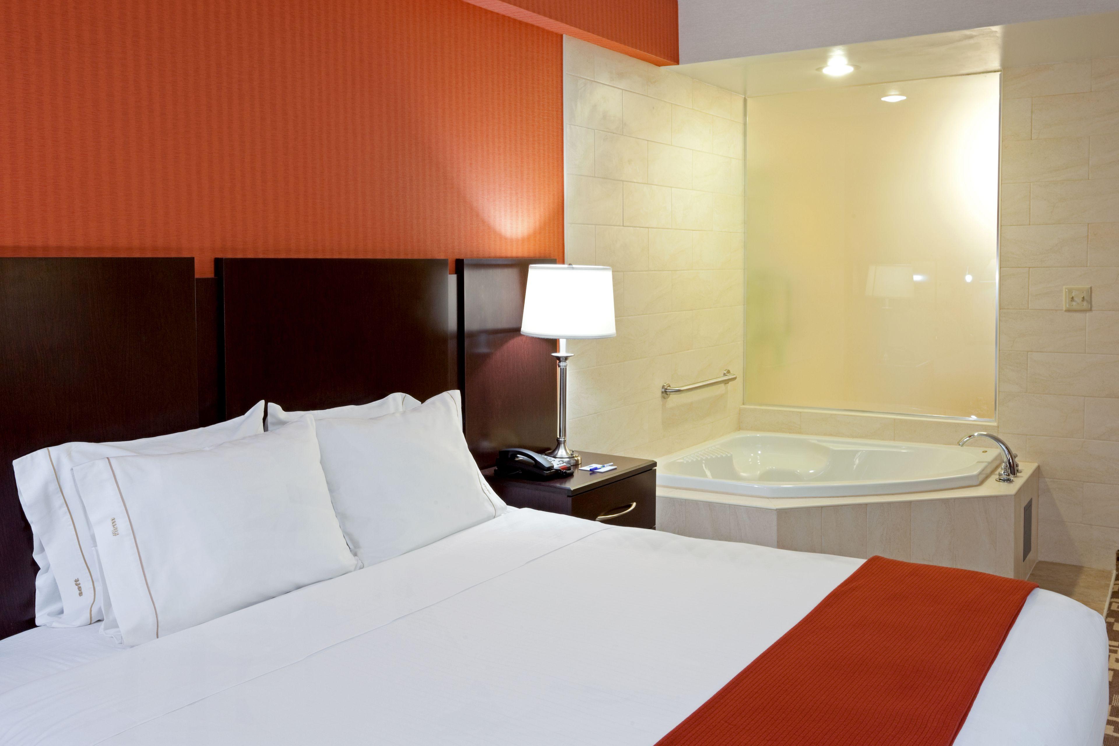 Express Maspeth By Ihg 2* New York