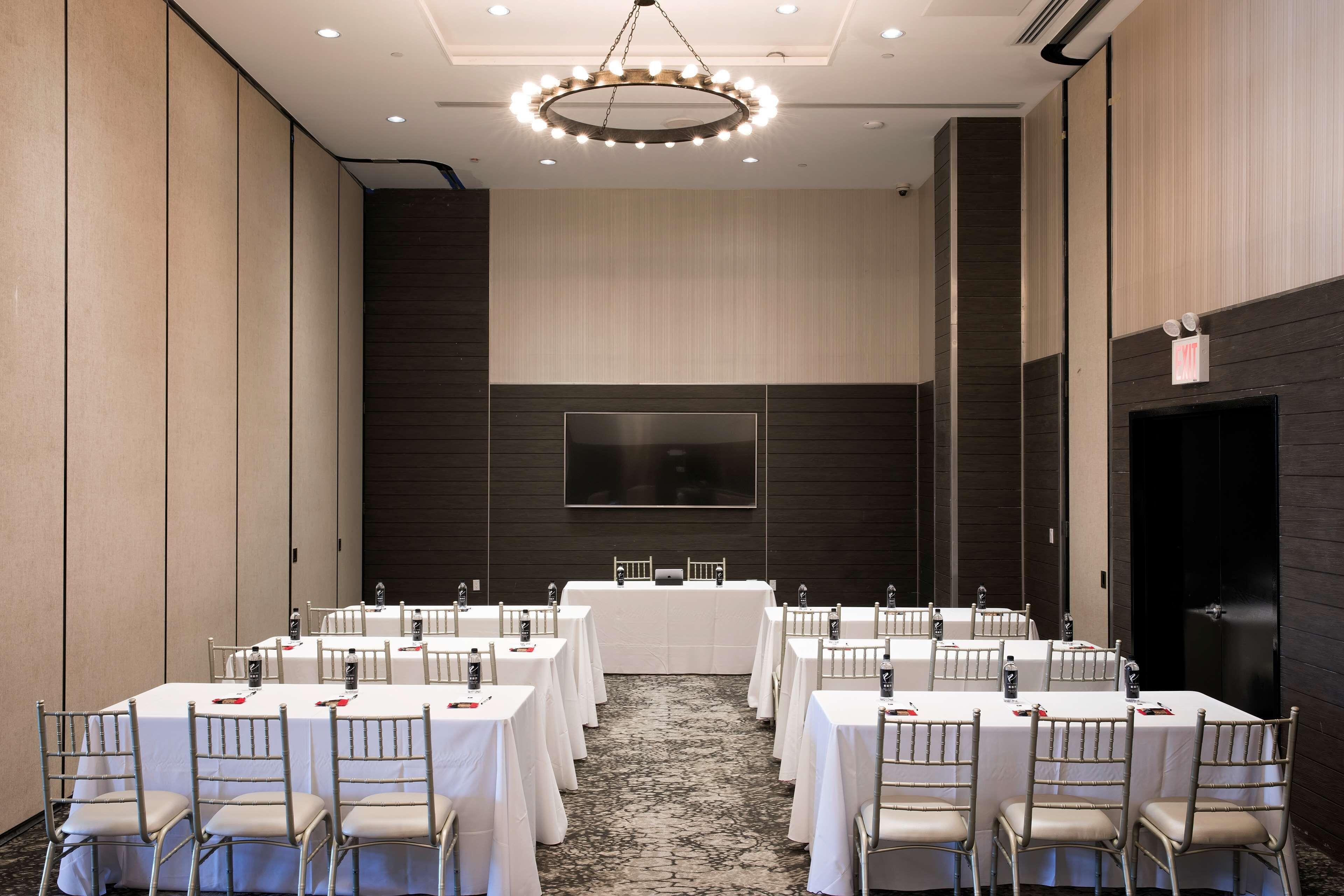 Ravel Trademark Collection By Wyndham Hotel New York