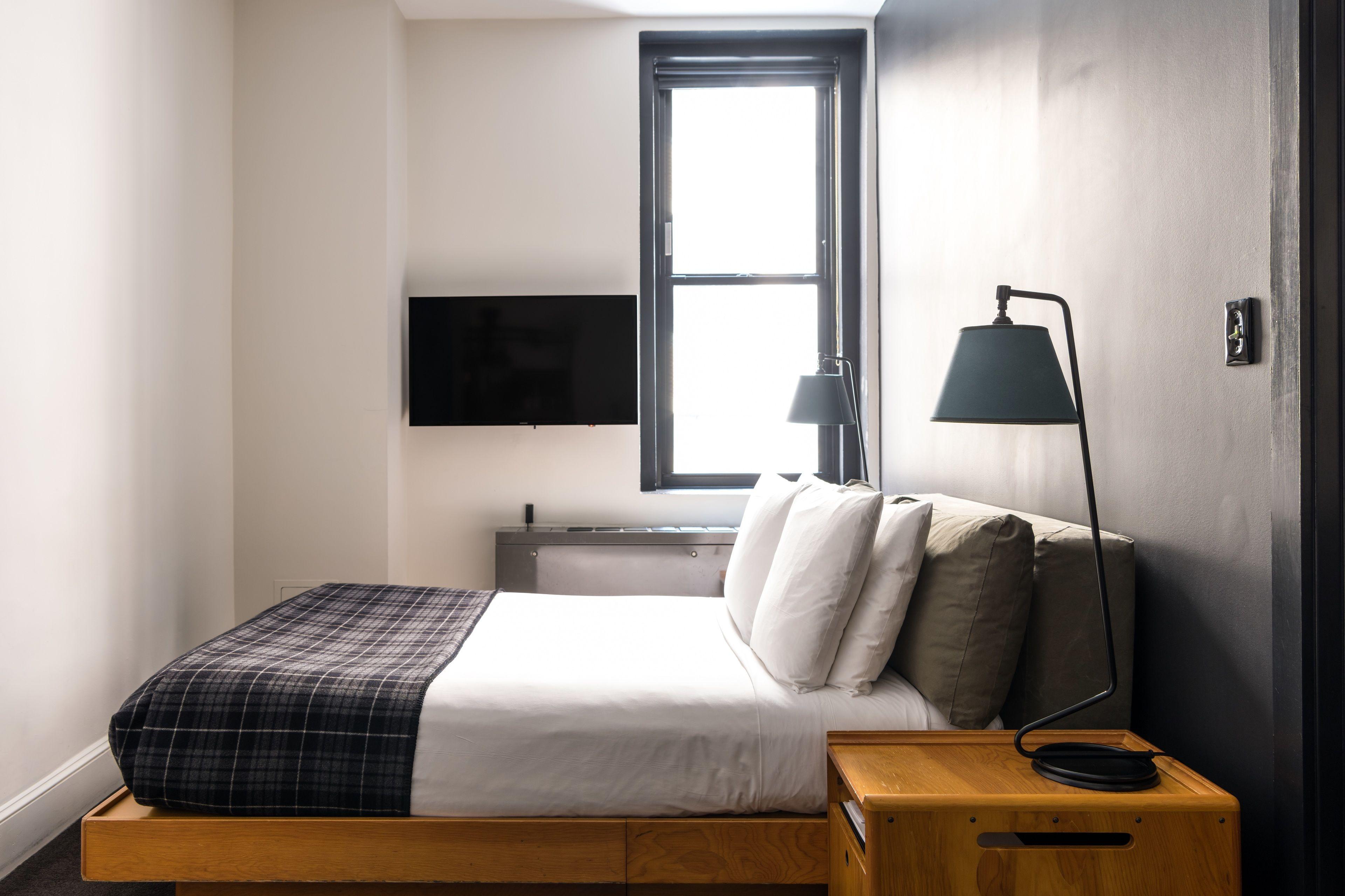 Hotel Ace 4*