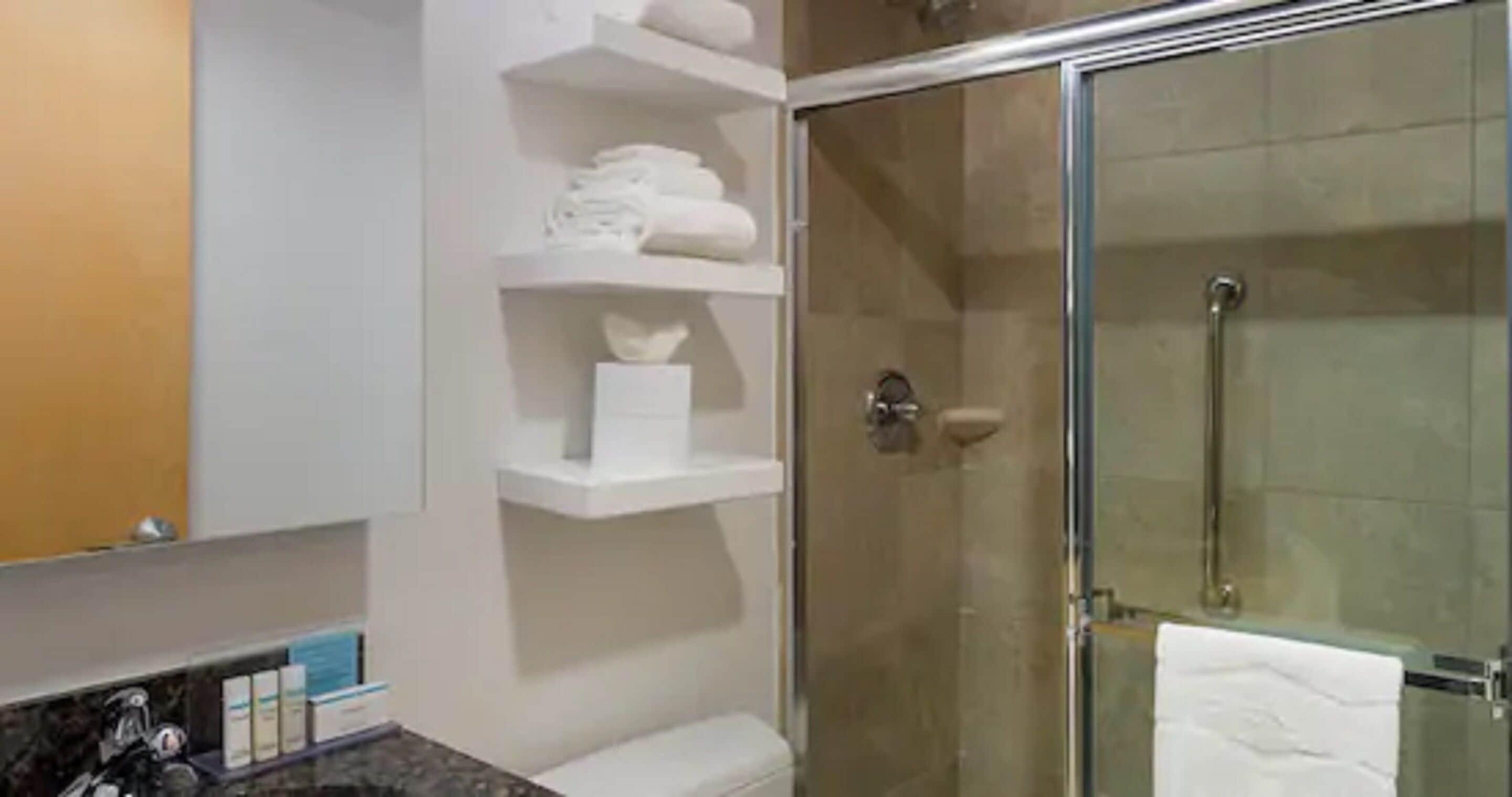 Hampton Manhattan - Times Square South Hotel