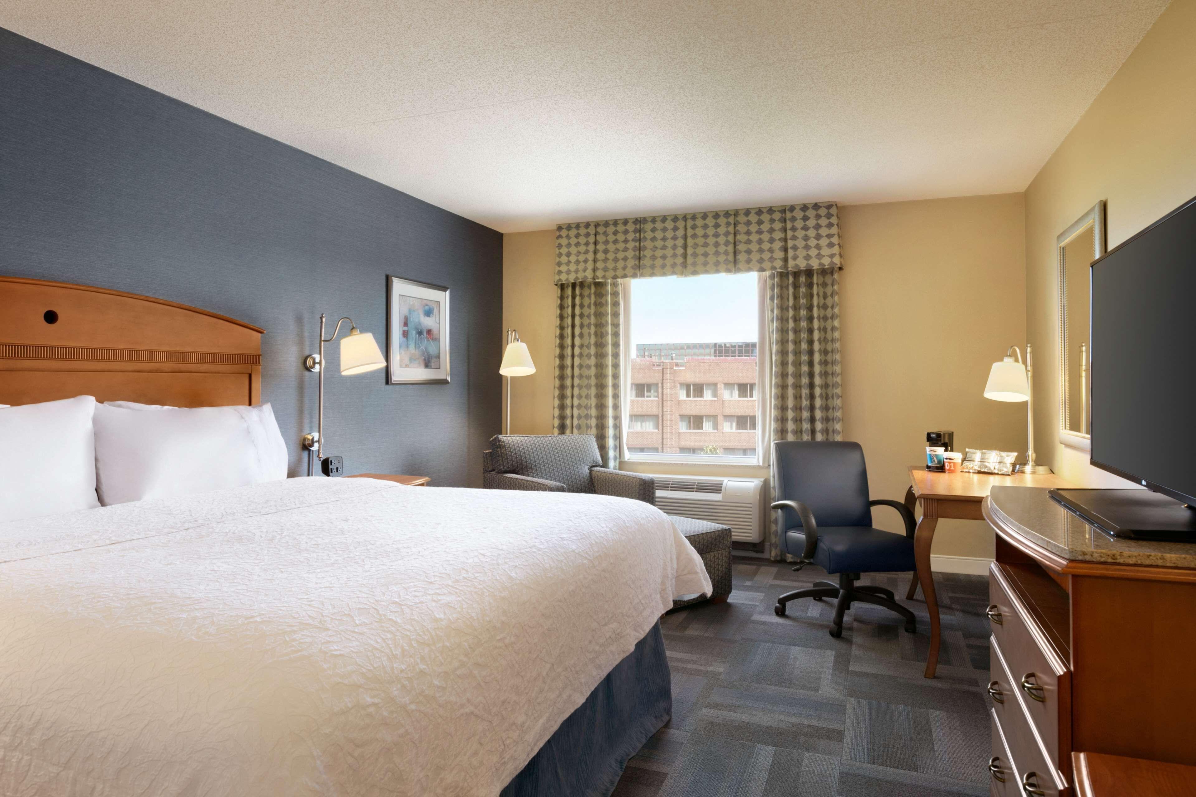 Hampton - Laguardia Airport Hotel