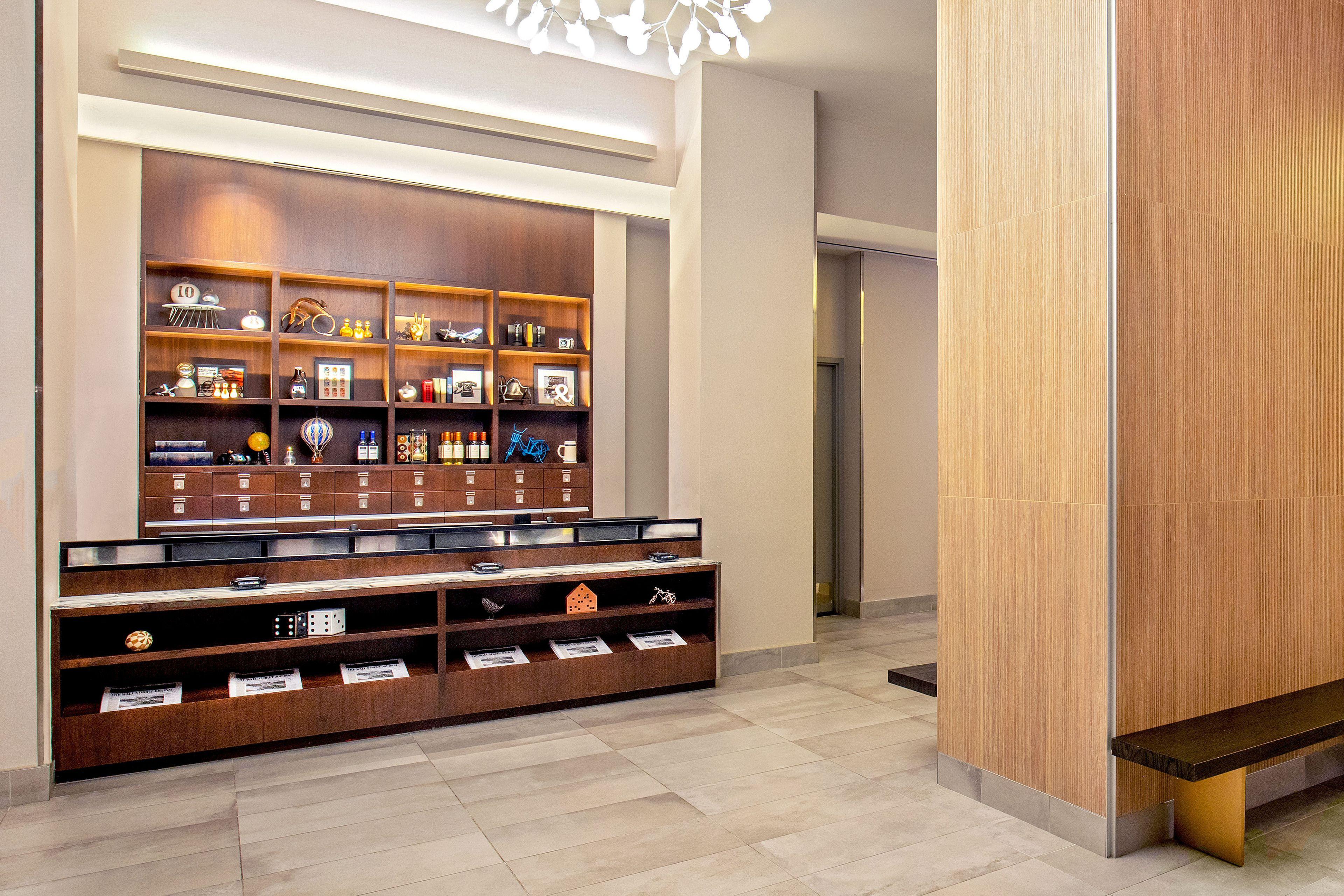 Four Points By Sheraton Midtown - Times Square 4*