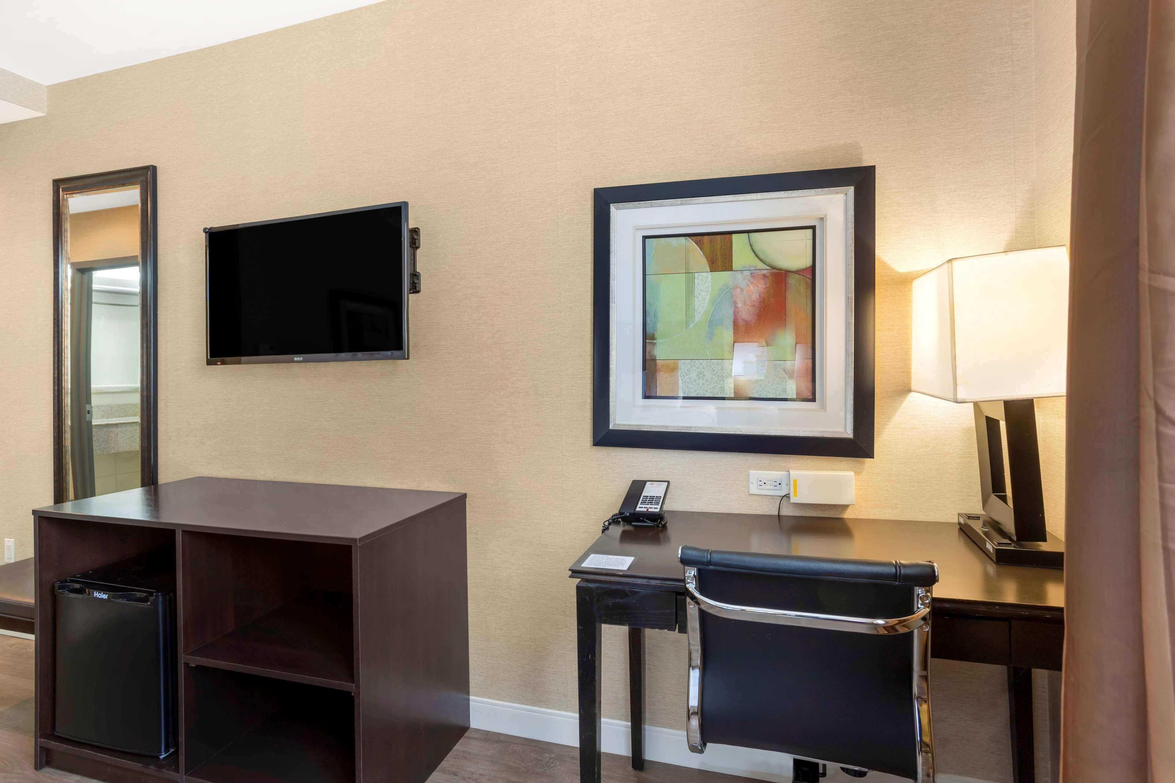 Western Plaza New York