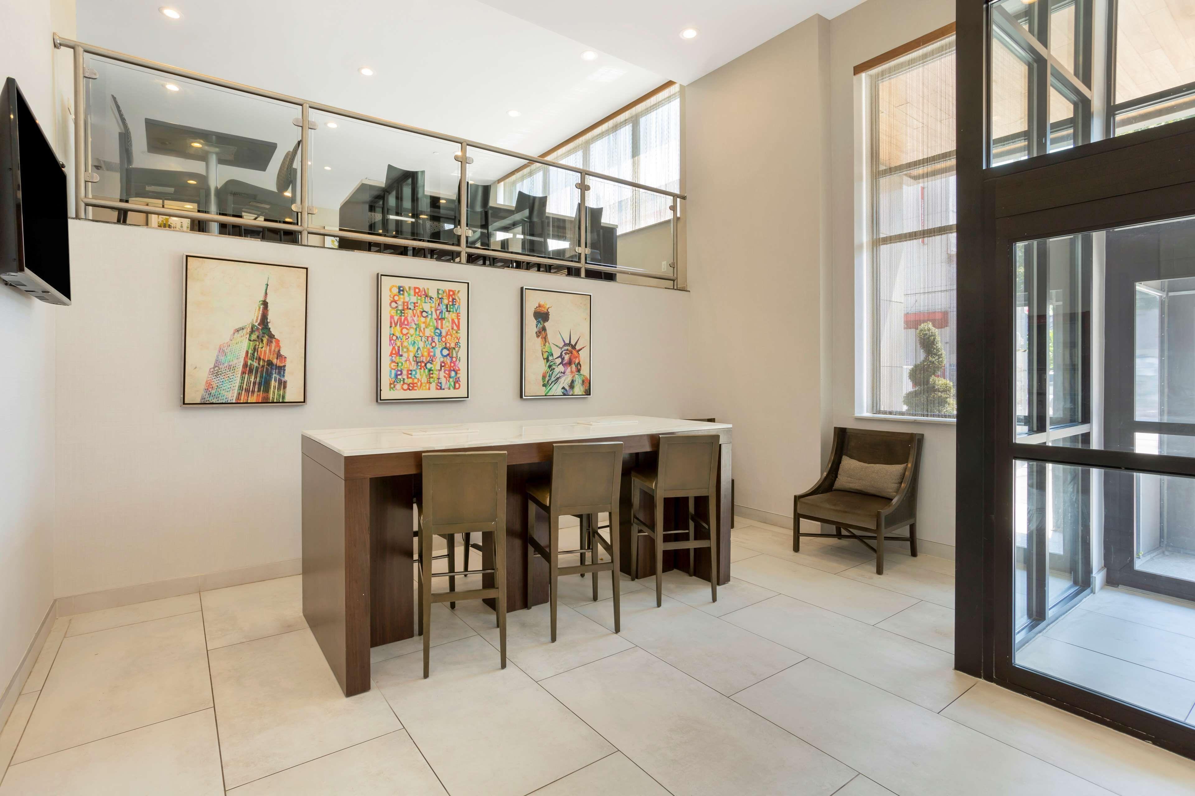 Western Plaza New York