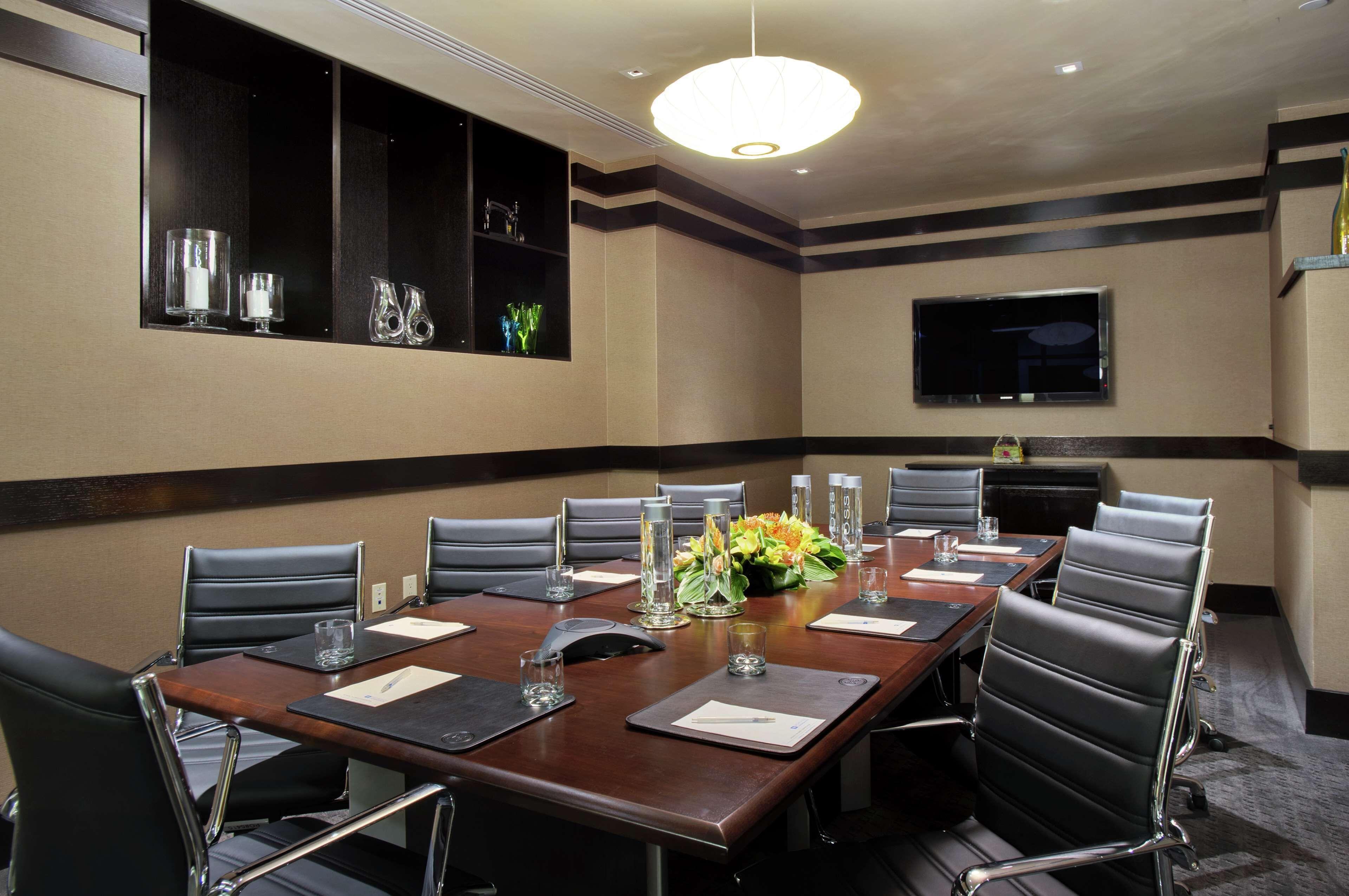 Hilton Fashion District Hotel New York