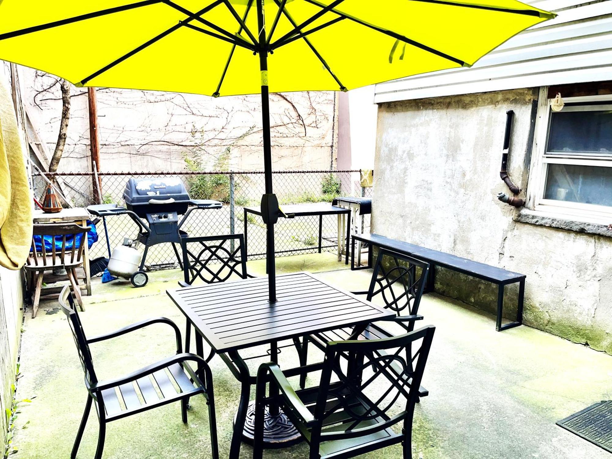 Apartment 2 Bedroom In Lic, Private With Backyard ! New York