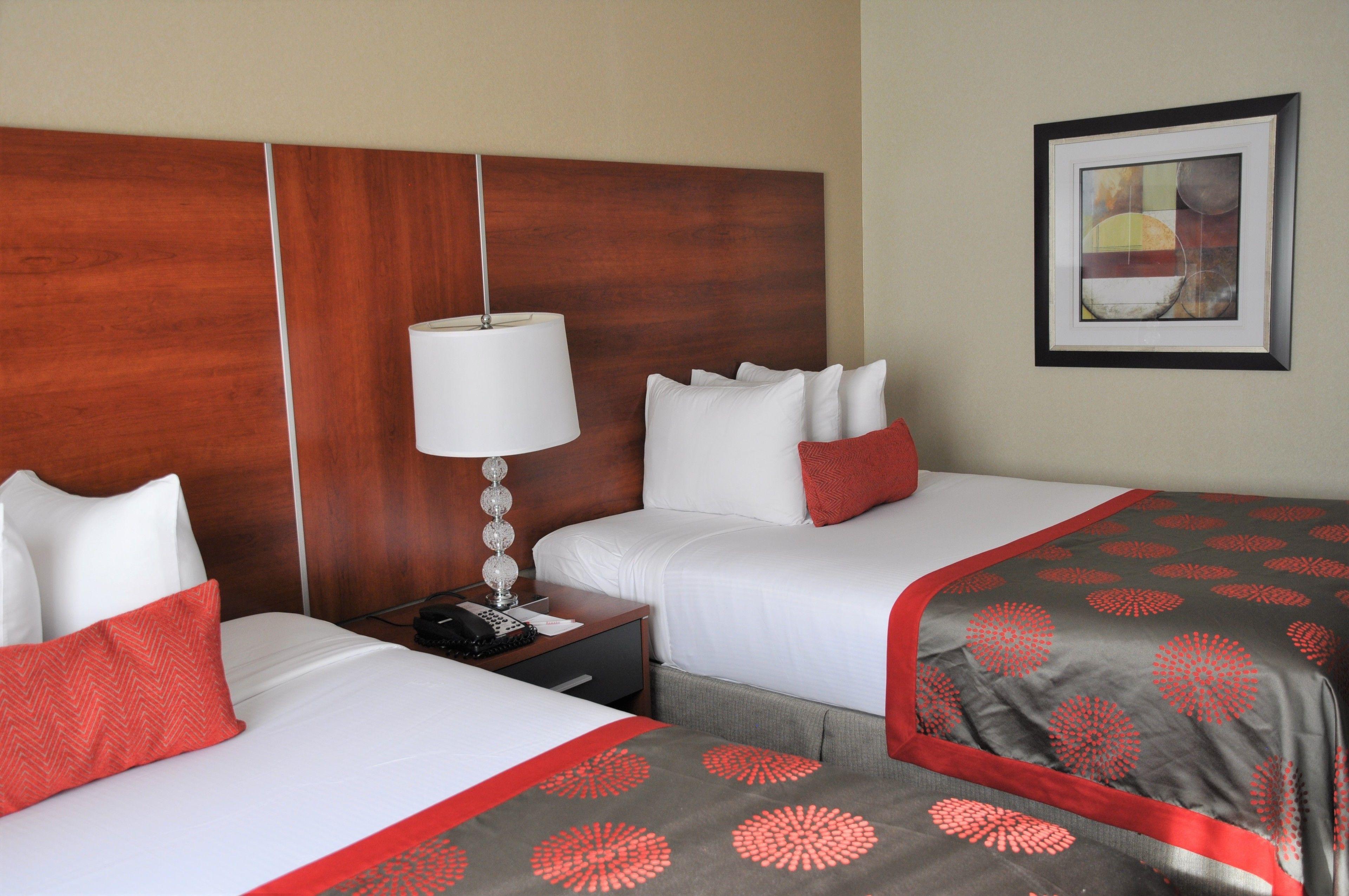 Hotel Ramada By Wyndham Staten Island