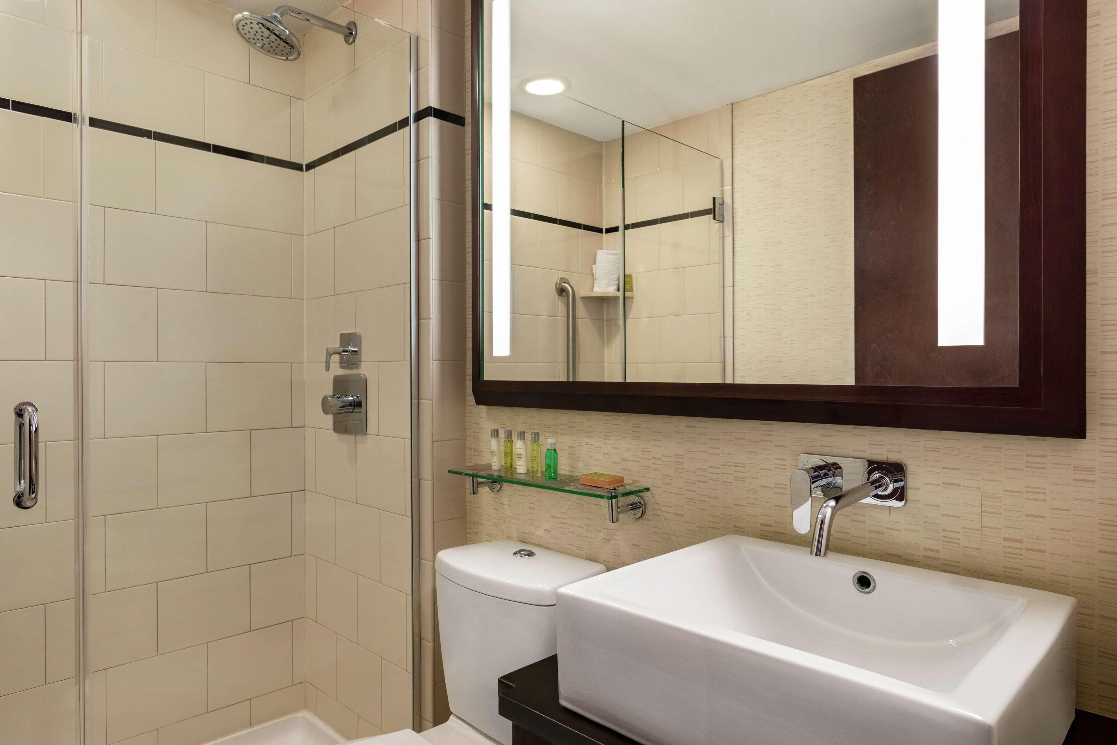 Doubletree By Hilton Downtown 4* New York