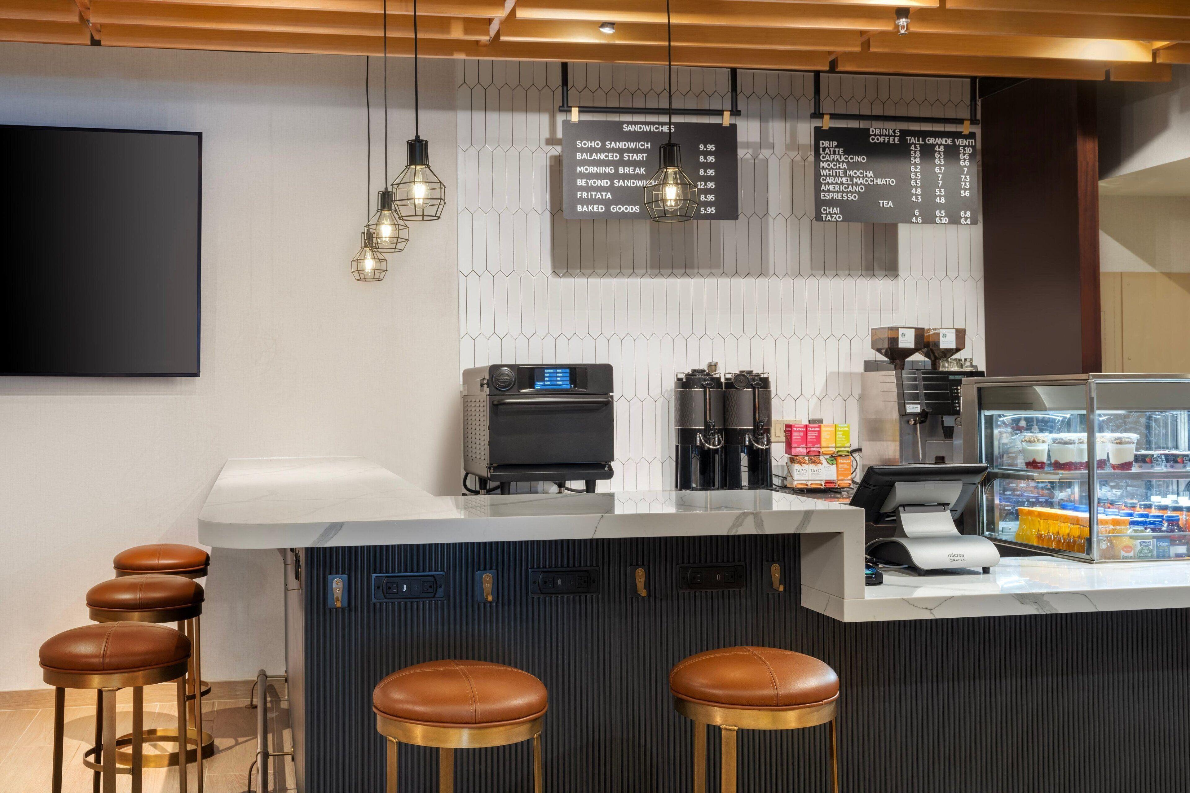 Courtyard By Marriott Manhattan / Soho Hotel