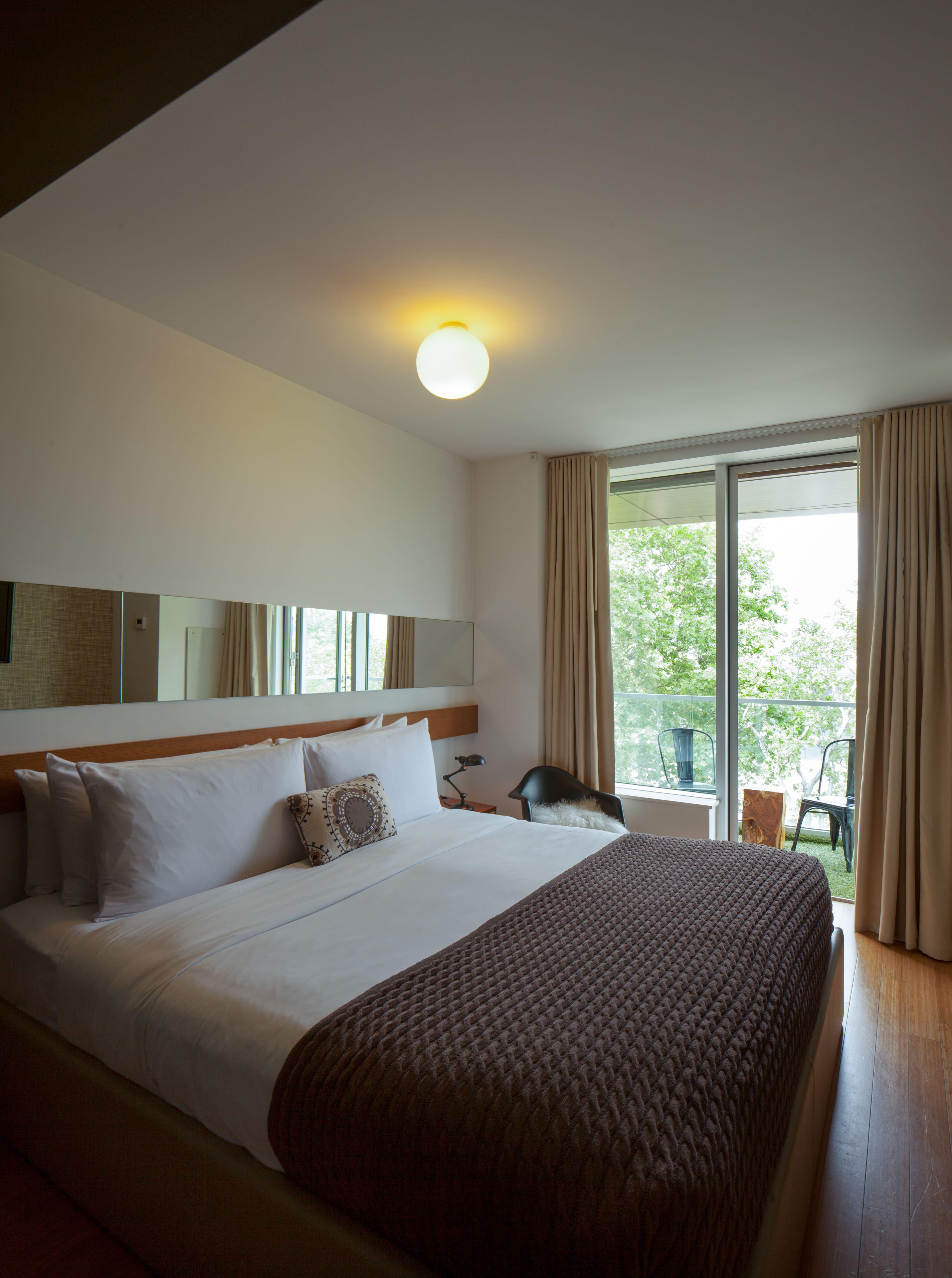 Coda Williamsburg Hotel