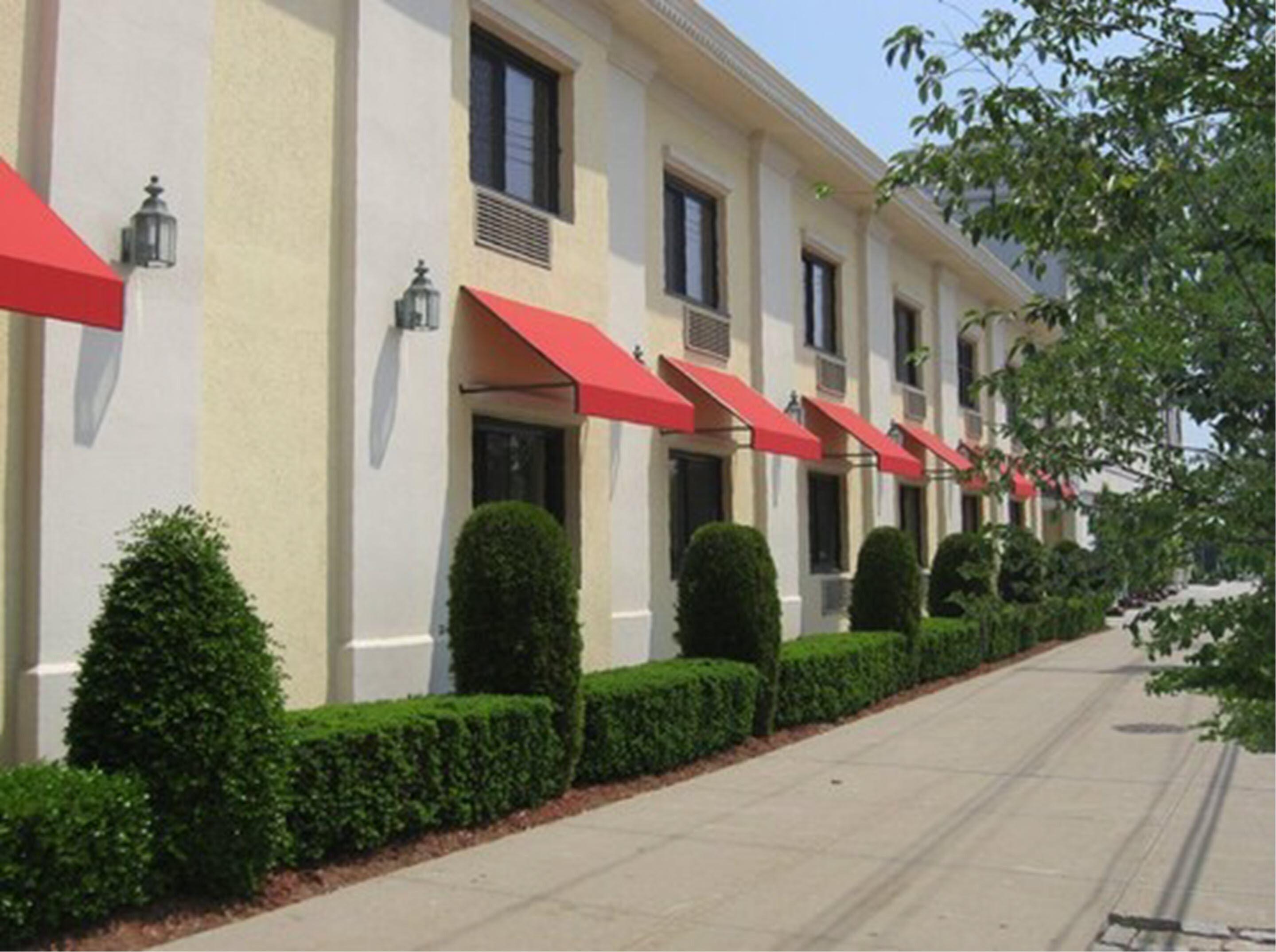 Surfside Three 2* New York