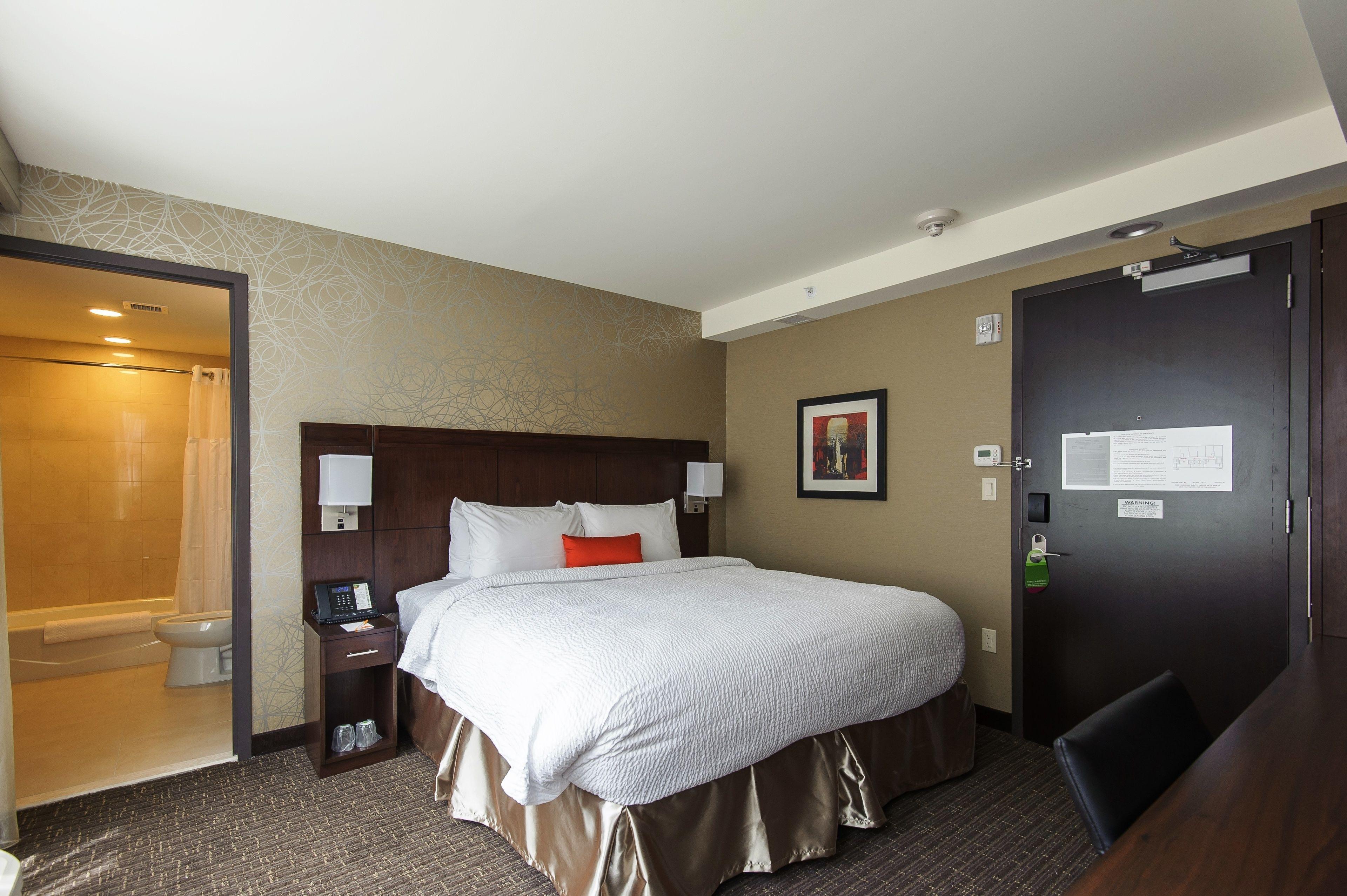 Courtyard By Marriott Times Square West New York